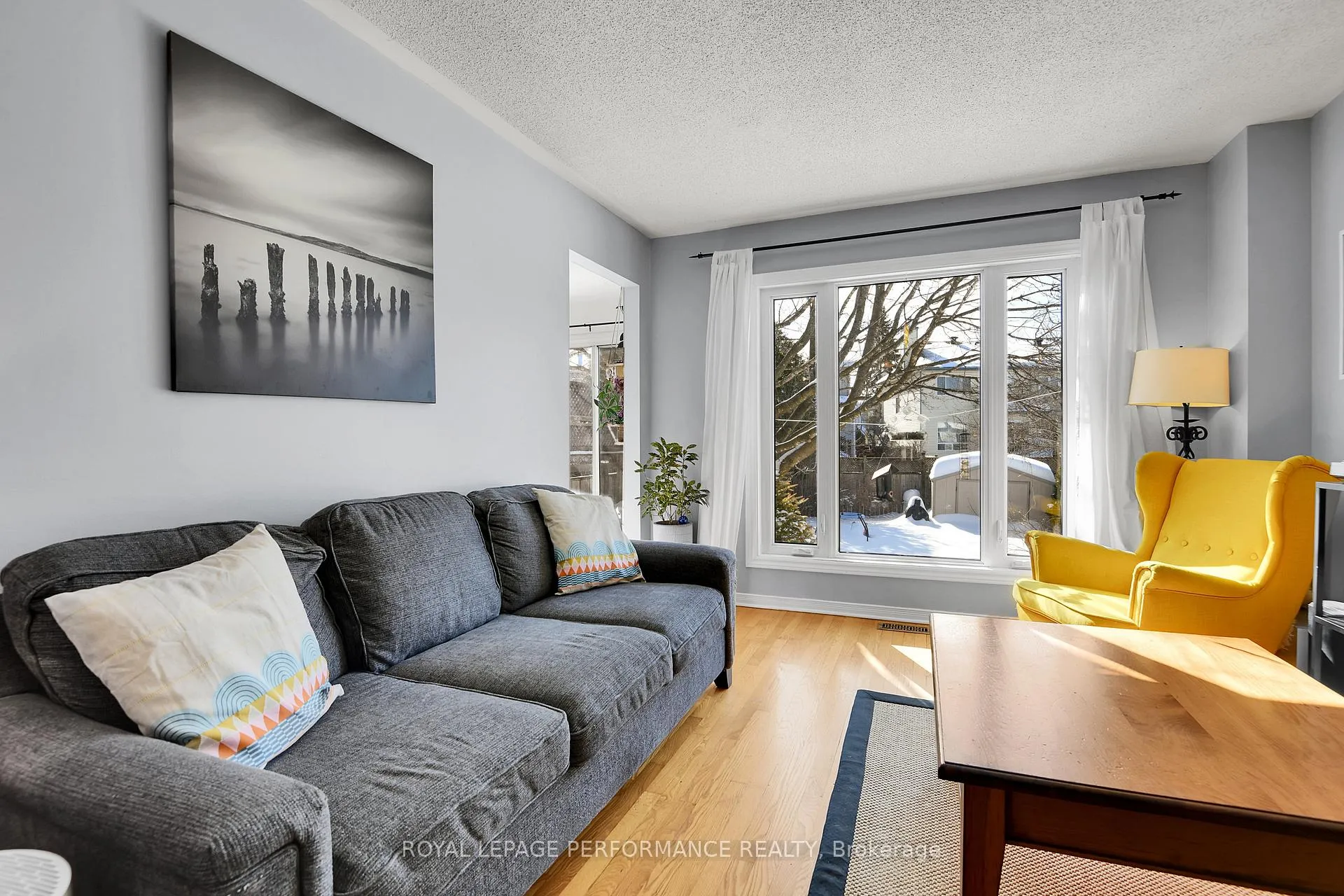 Photo 13 of 710 Hancock Crescent, Ottawa, Fallingbrook/Ridgemount — HOMEH