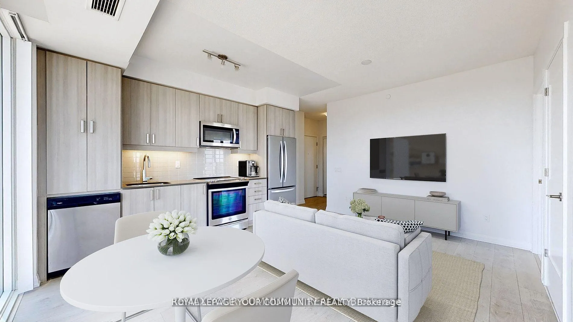Photo 9 of Unit 3204, 7895 Jane Street, Vaughan, Concord — HOMEH