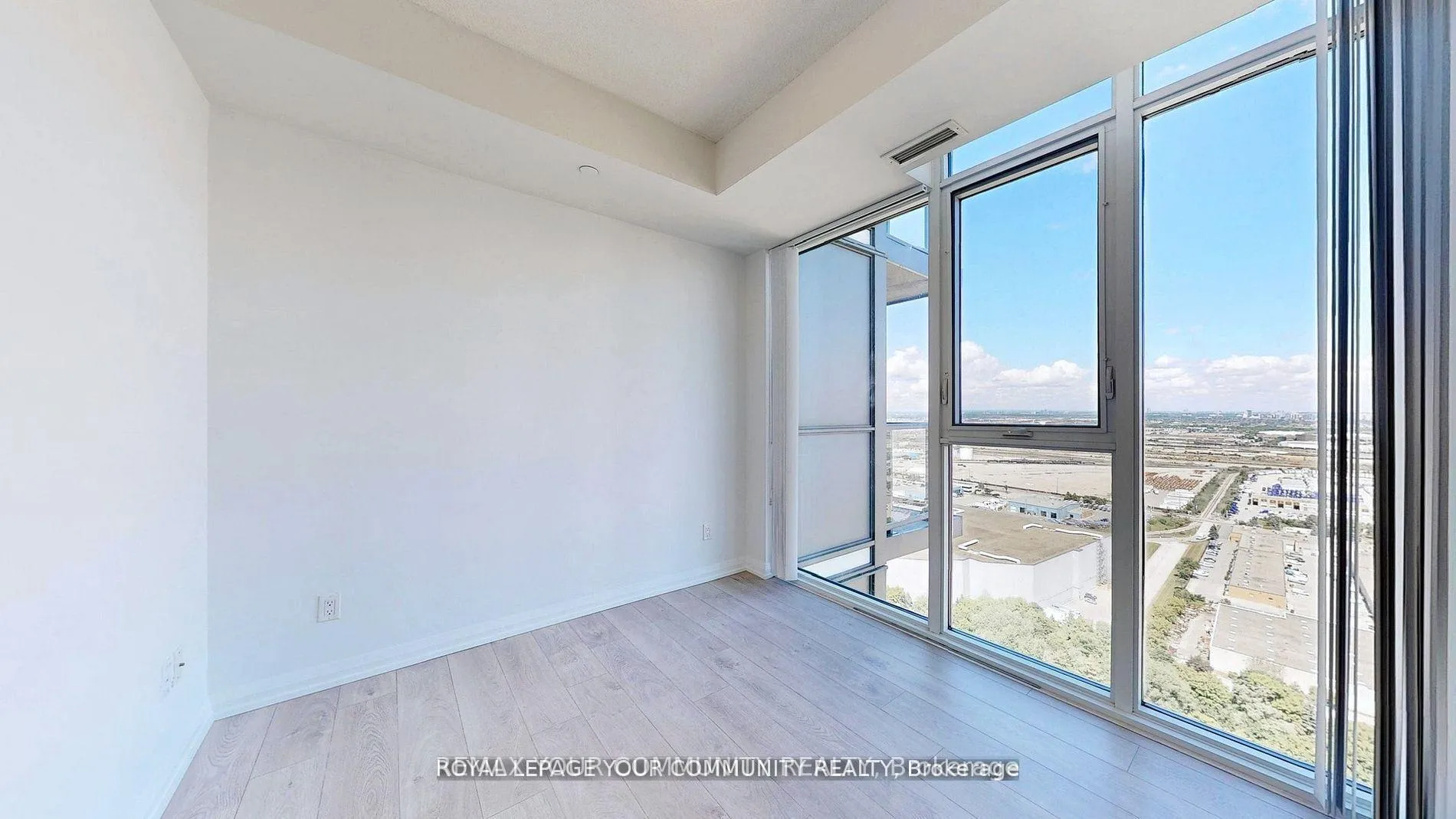 Photo 14 of Unit 3204, 7895 Jane Street, Vaughan, Concord — HOMEH