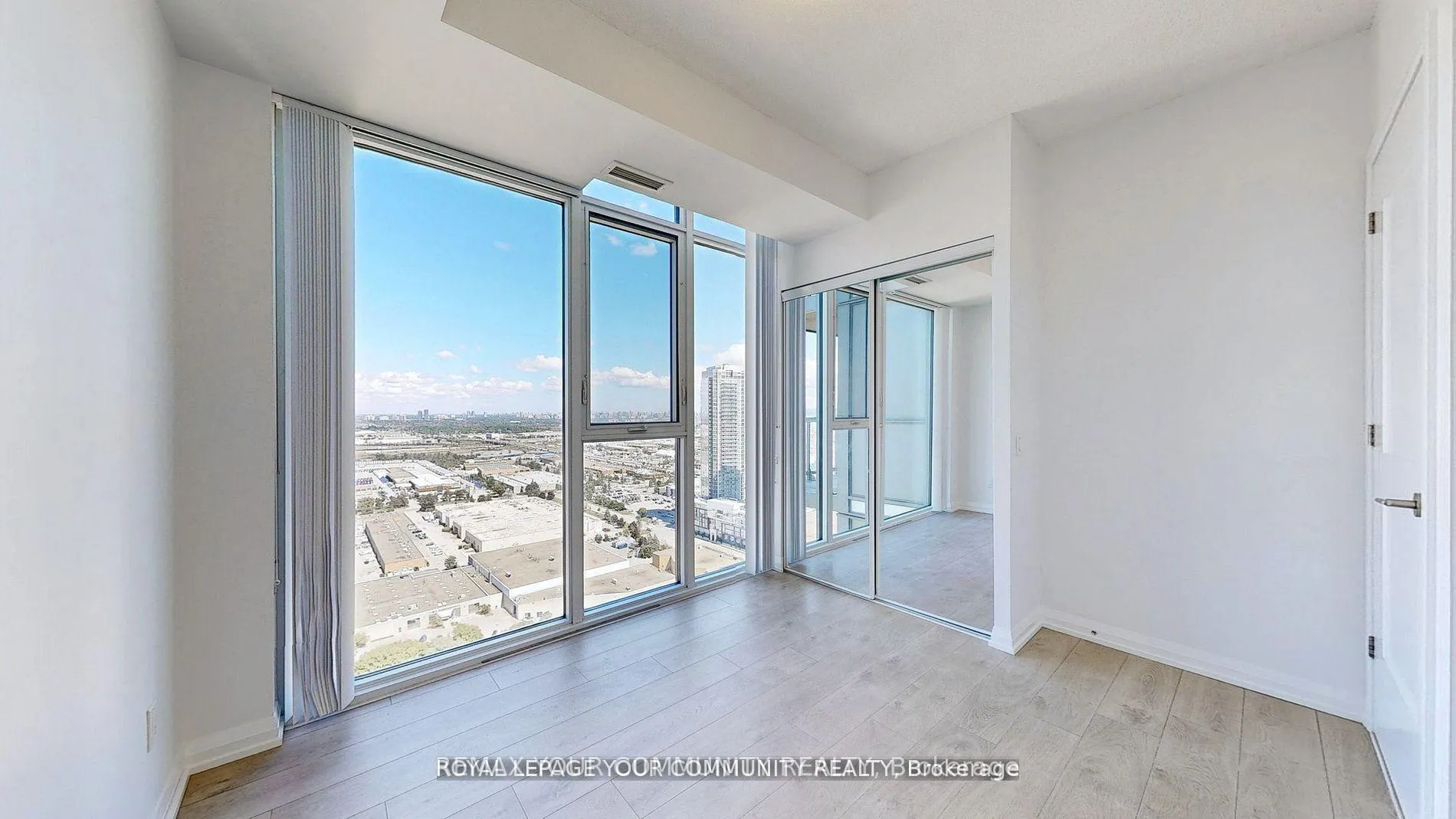 Photo 20 of Unit 3204, 7895 Jane Street, Vaughan, Concord — HOMEH