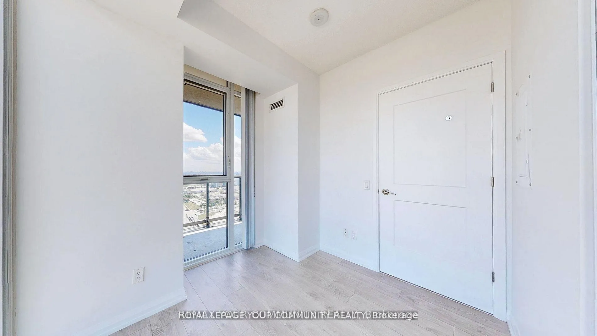 Photo 27 of Unit 3204, 7895 Jane Street, Vaughan, Concord — HOMEH