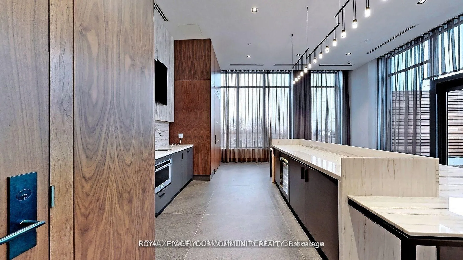 Photo 40 of Unit 3204, 7895 Jane Street, Vaughan, Concord — HOMEH