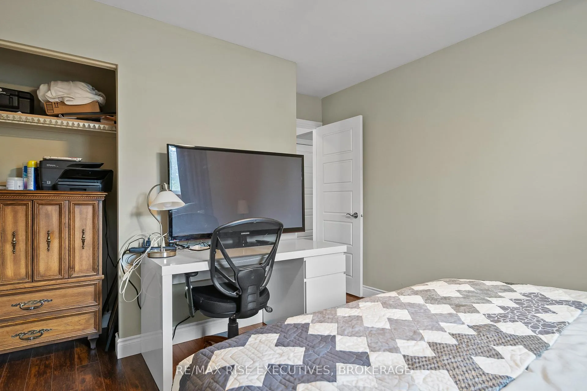 Photo 31 of 693 Laidlaw Crescent, Kingston, South of Taylor-Kidd Blvd — HOMEH