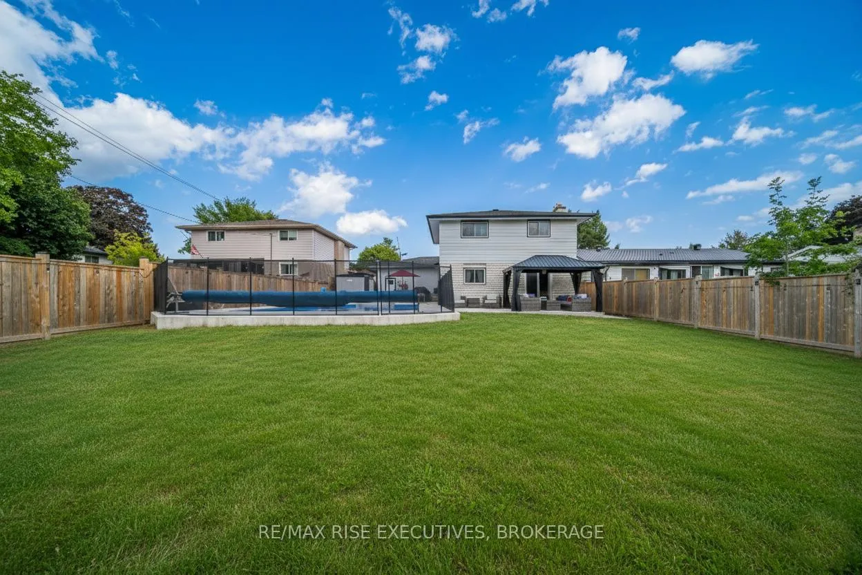 Photo 35 of 693 Laidlaw Crescent, Kingston, South of Taylor-Kidd Blvd — HOMEH
