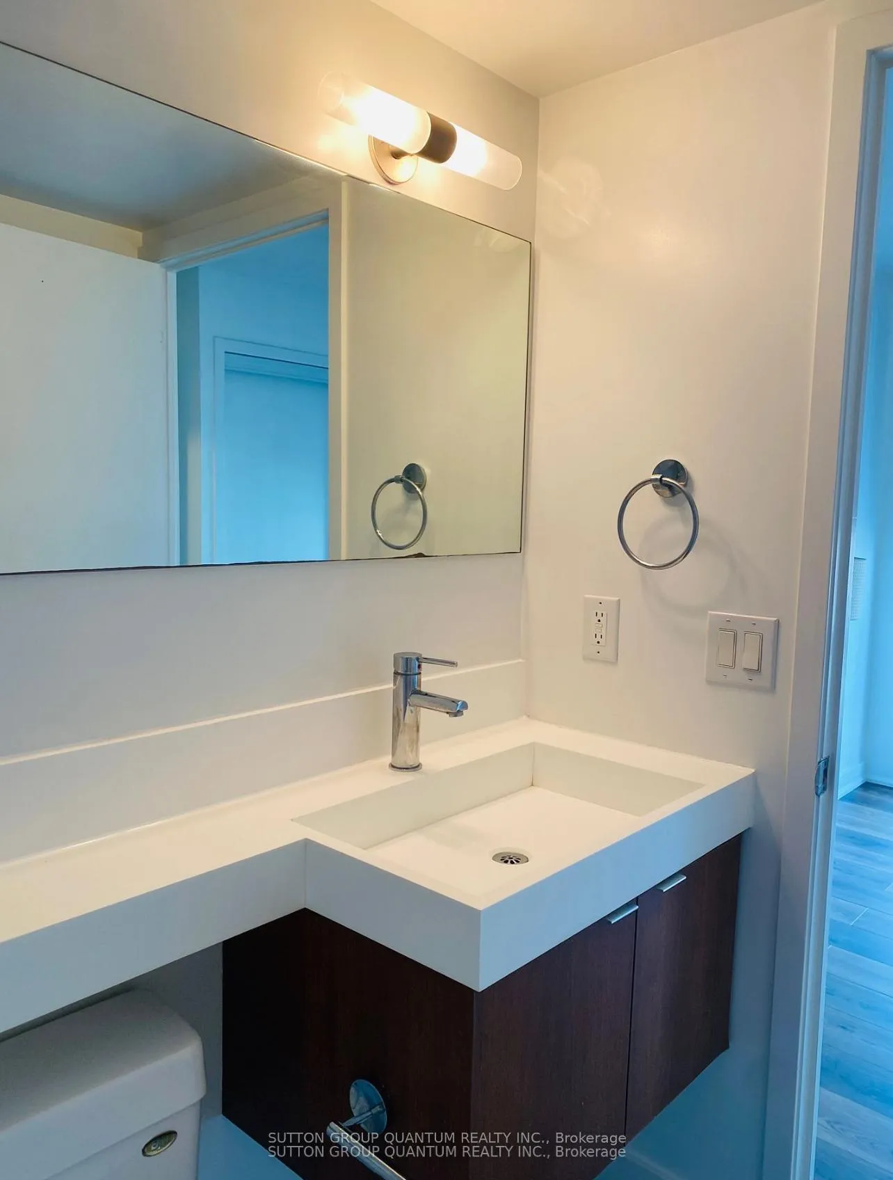 Photo 10 of Unit 502, 25 Telegram Mews, Toronto, Waterfront Communities — HOMEH