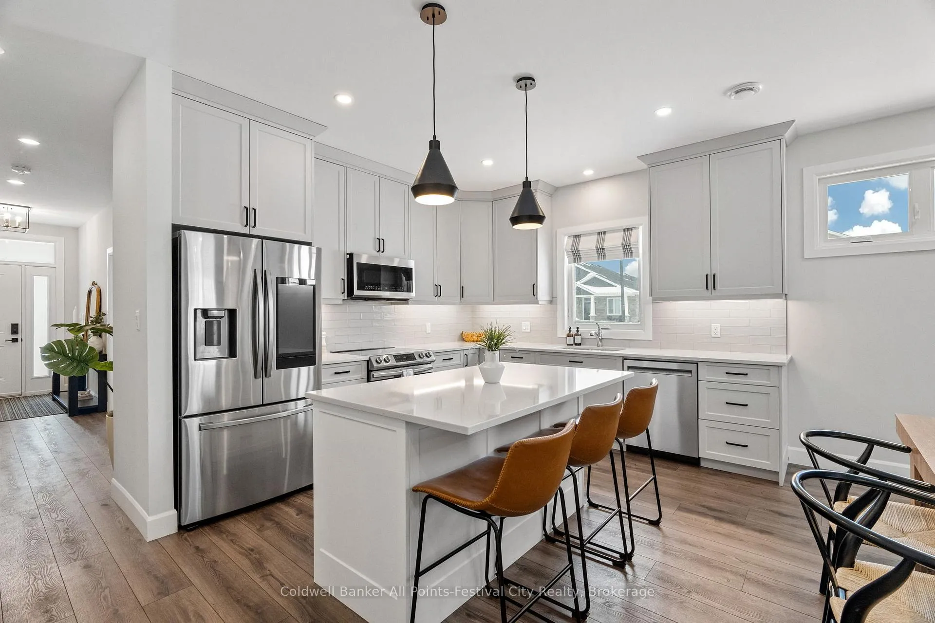 Photo 16 of 451 Woodridge Drive, Goderich, Goderich (Town) — HOMEH