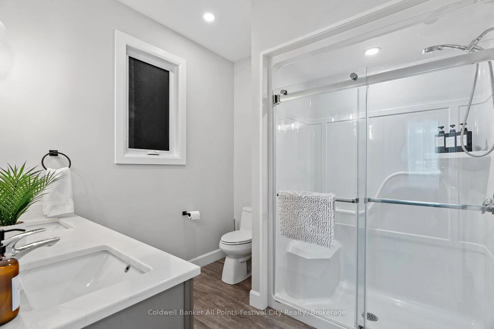 Photo 26 of 451 Woodridge Drive, Goderich, Goderich (Town) — HOMEH