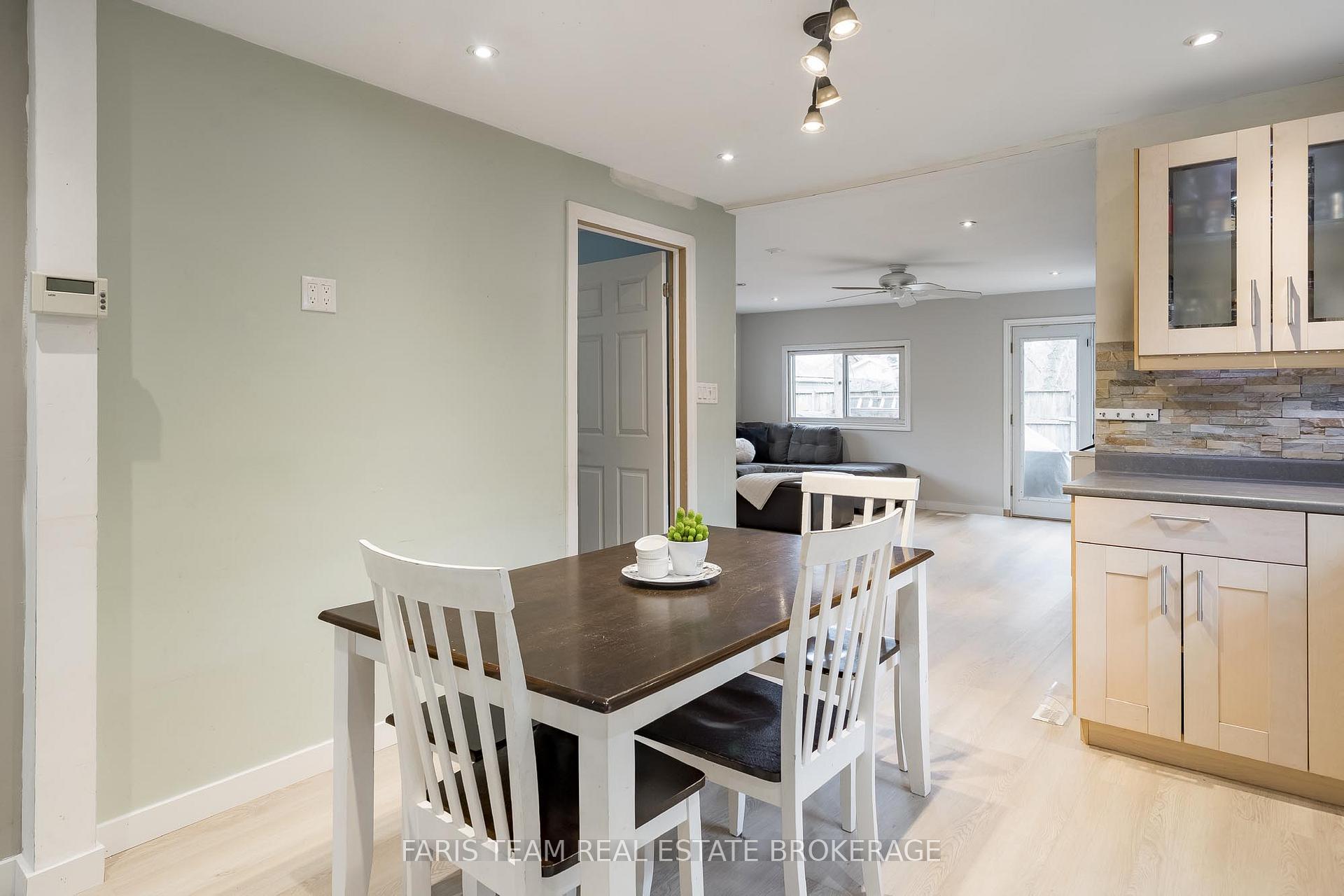 Photo 12 of 779 9th Line, Innisfil, Alcona — HOMEH