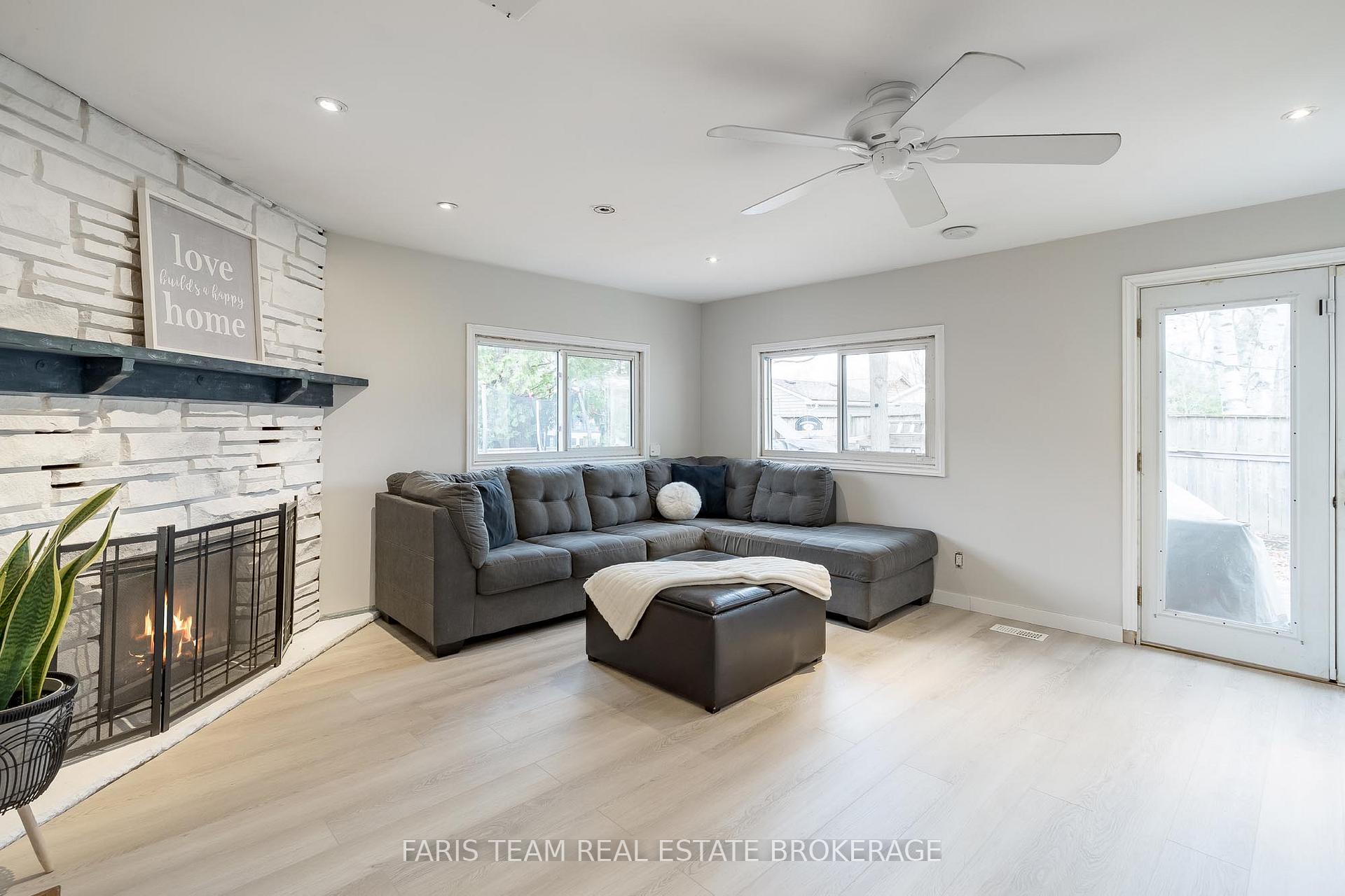 Photo 14 of 779 9th Line, Innisfil, Alcona — HOMEH