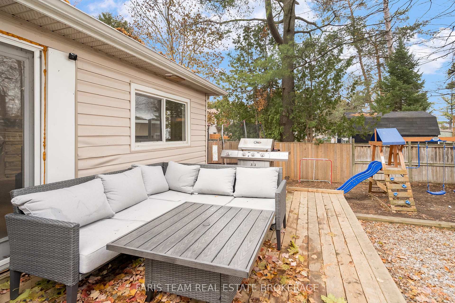 Photo 36 of 779 9th Line, Innisfil, Alcona — HOMEH
