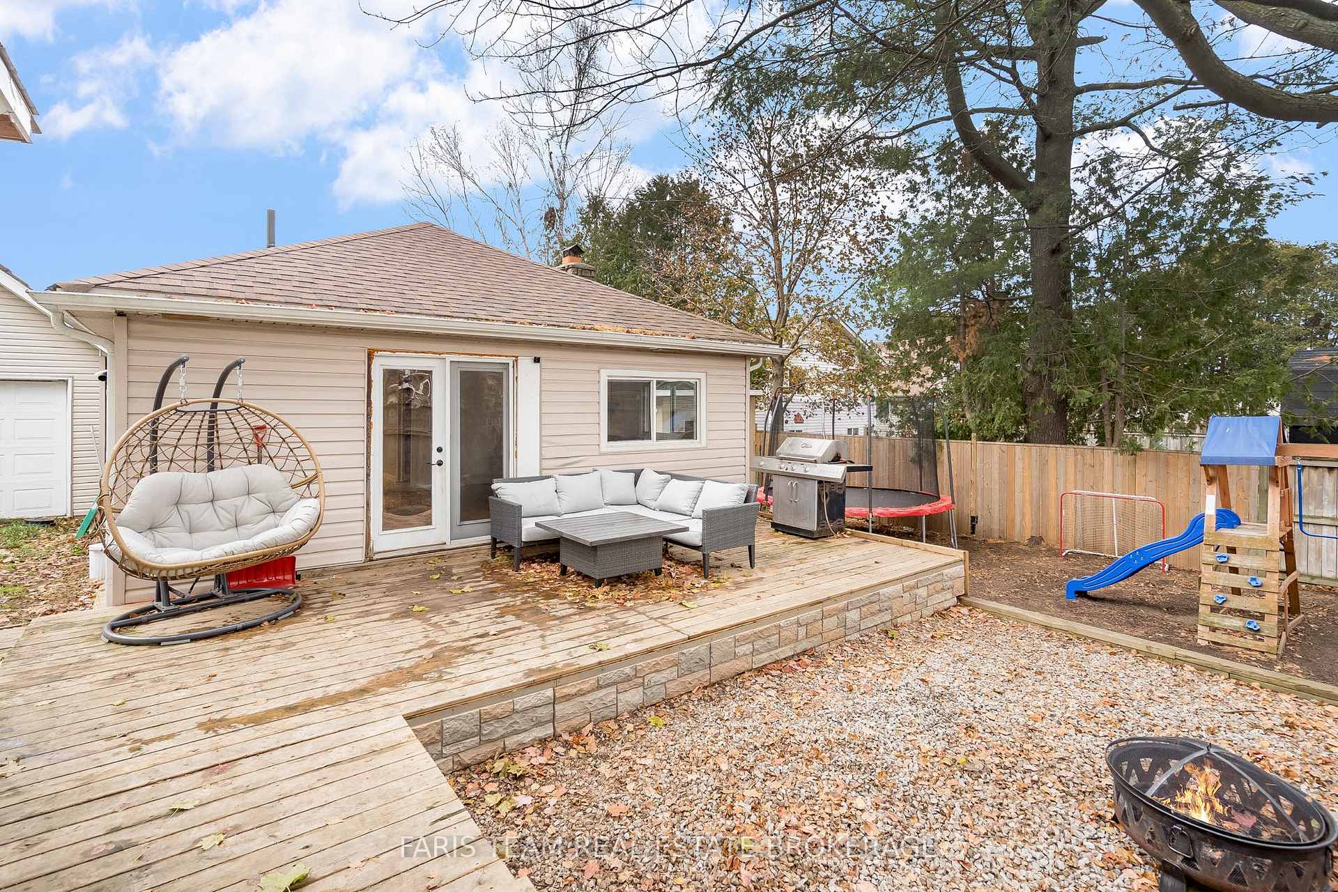 Photo 39 of 779 9th Line, Innisfil, Alcona — HOMEH