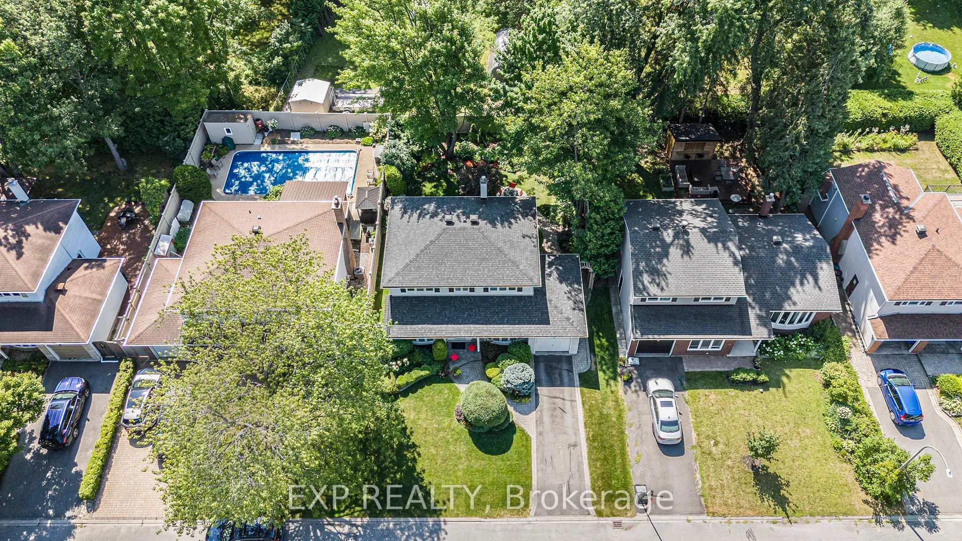 Photo 3 of 24 Woodburn Drive, Ottawa, Blackburn Hamlet — HOMEH