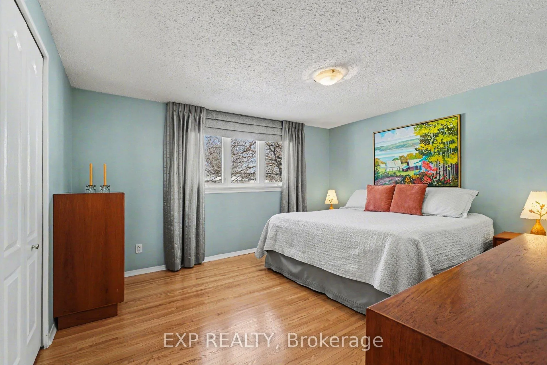 Photo 19 of 24 Woodburn Drive, Ottawa, Blackburn Hamlet — HOMEH