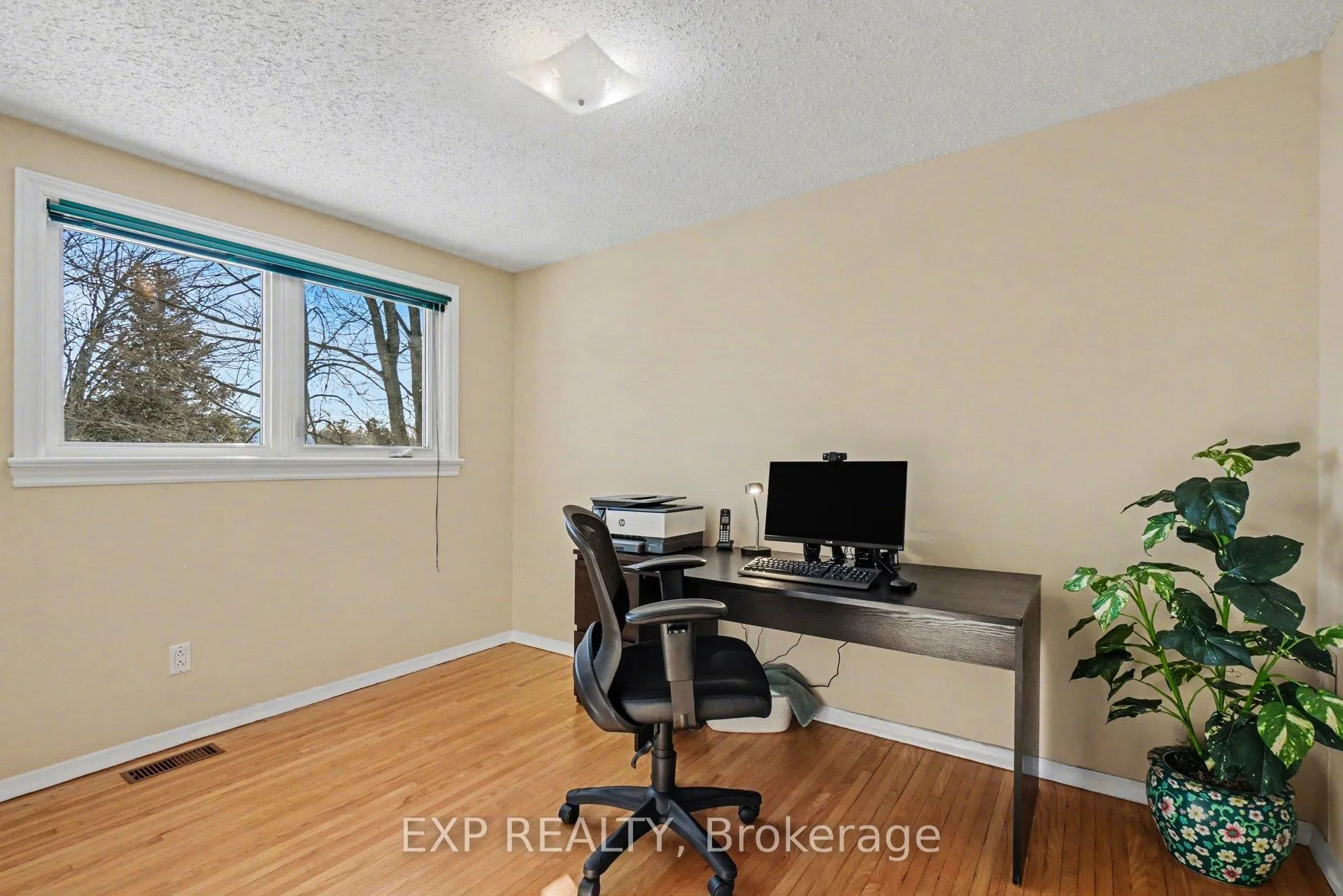 Photo 24 of 24 Woodburn Drive, Ottawa, Blackburn Hamlet — HOMEH
