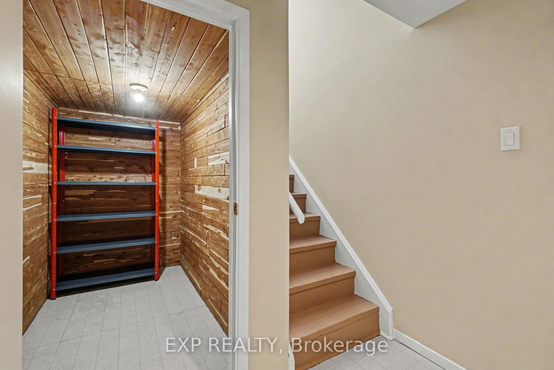 Photo 26 of 24 Woodburn Drive, Ottawa, Blackburn Hamlet — HOMEH