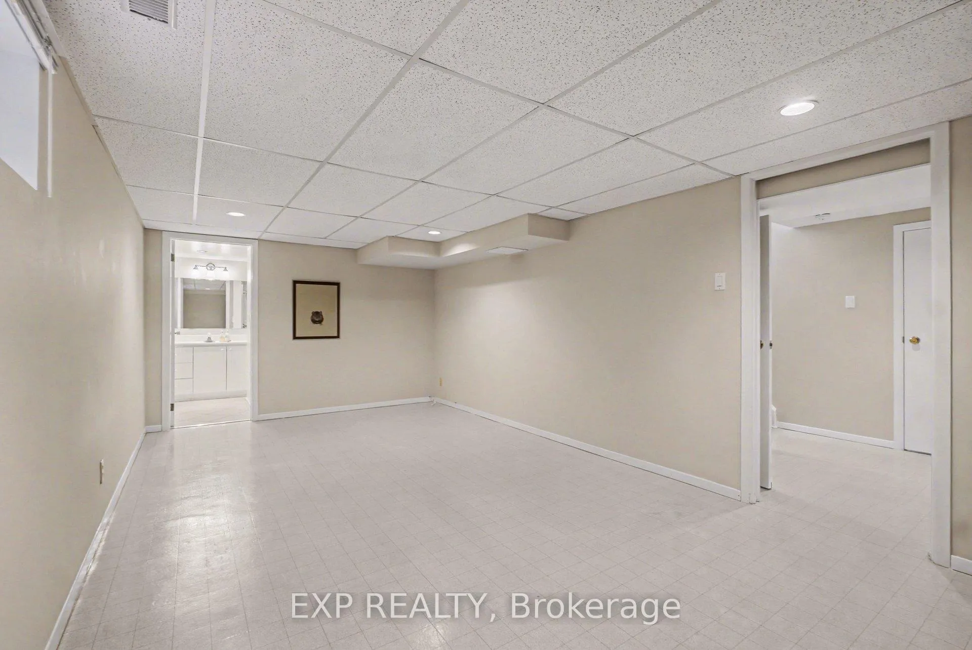 Photo 29 of 24 Woodburn Drive, Ottawa, Blackburn Hamlet — HOMEH