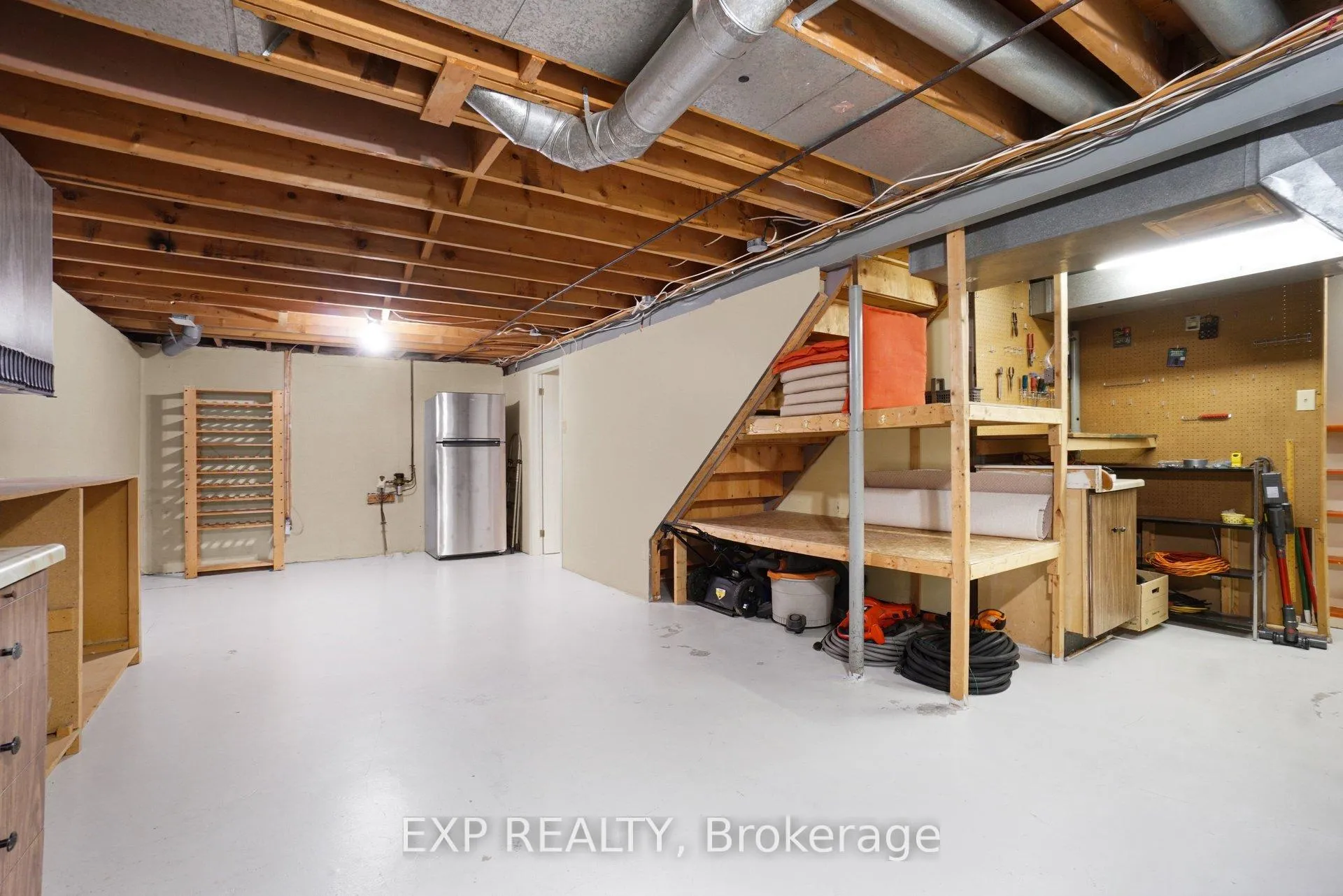 Photo 33 of 24 Woodburn Drive, Ottawa, Blackburn Hamlet — HOMEH