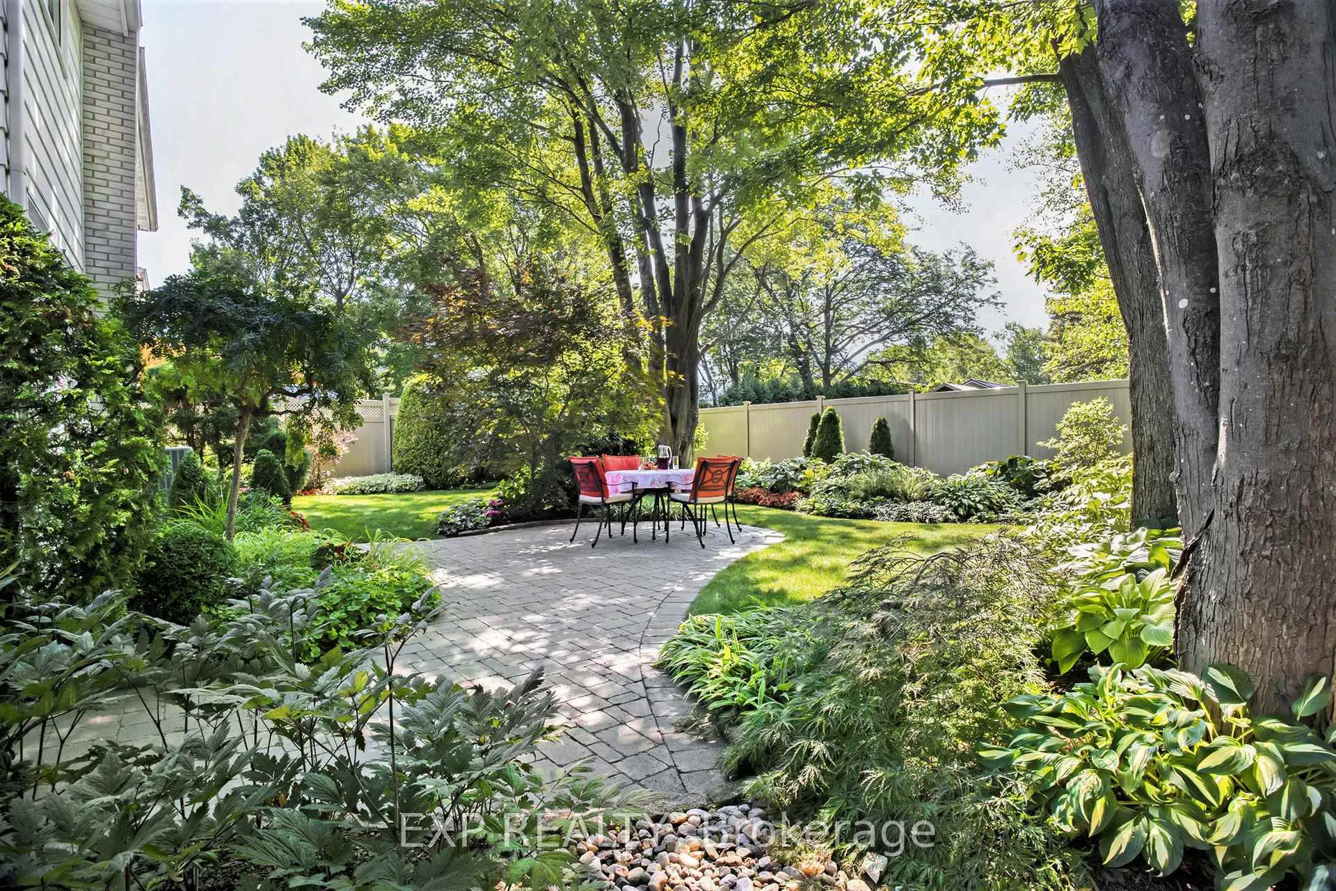 Photo 36 of 24 Woodburn Drive, Ottawa, Blackburn Hamlet — HOMEH