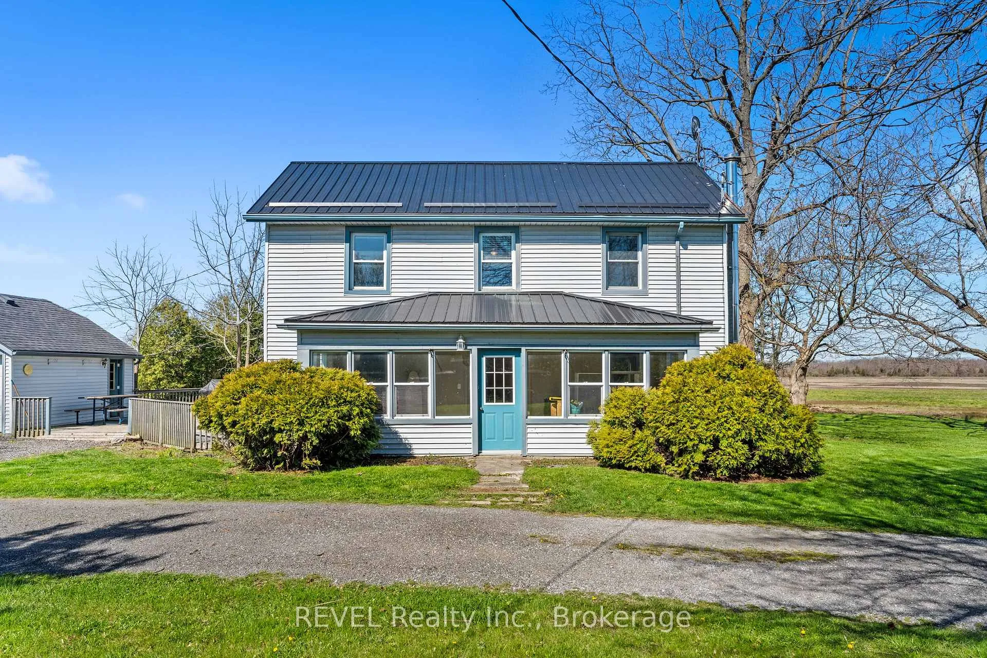 Photo 2 of 11618 Burnaby Road, Wainfleet, Lakeshore — HOMEH