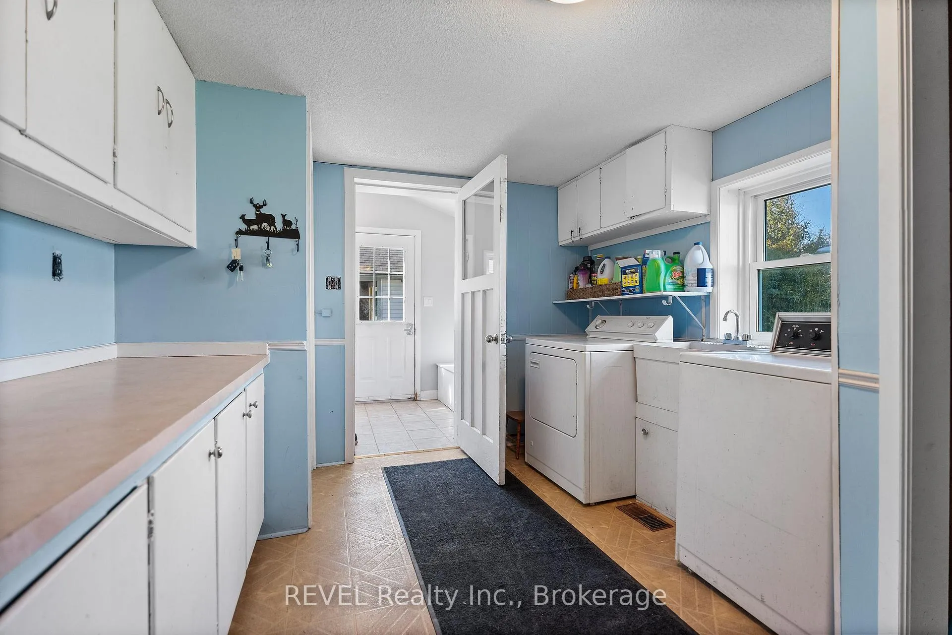 Photo 6 of 11618 Burnaby Road, Wainfleet, Lakeshore — HOMEH