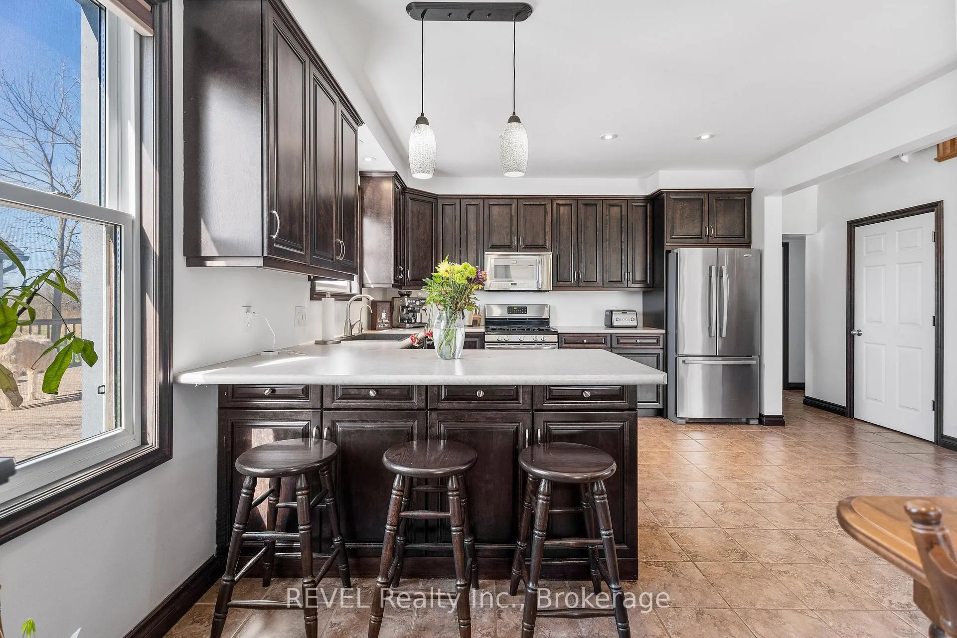 Photo 11 of 11618 Burnaby Road, Wainfleet, Lakeshore — HOMEH