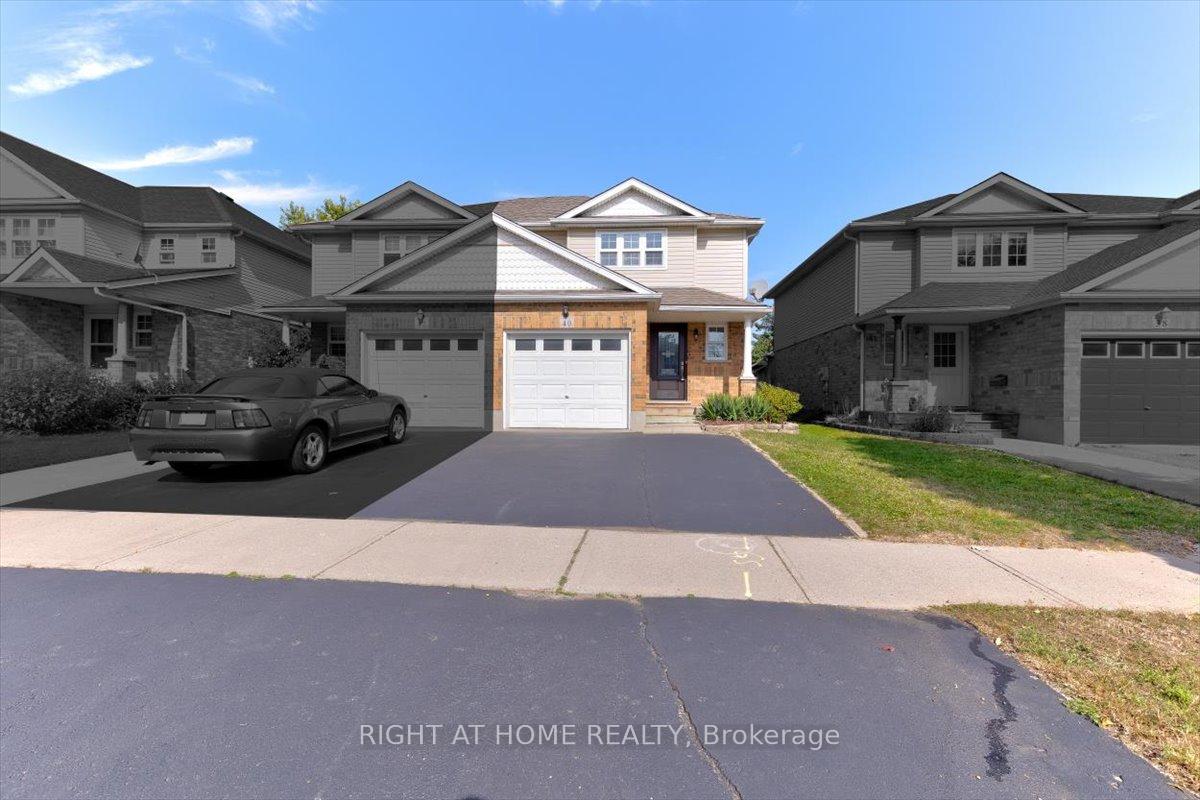 Front of 40 Watercress Court