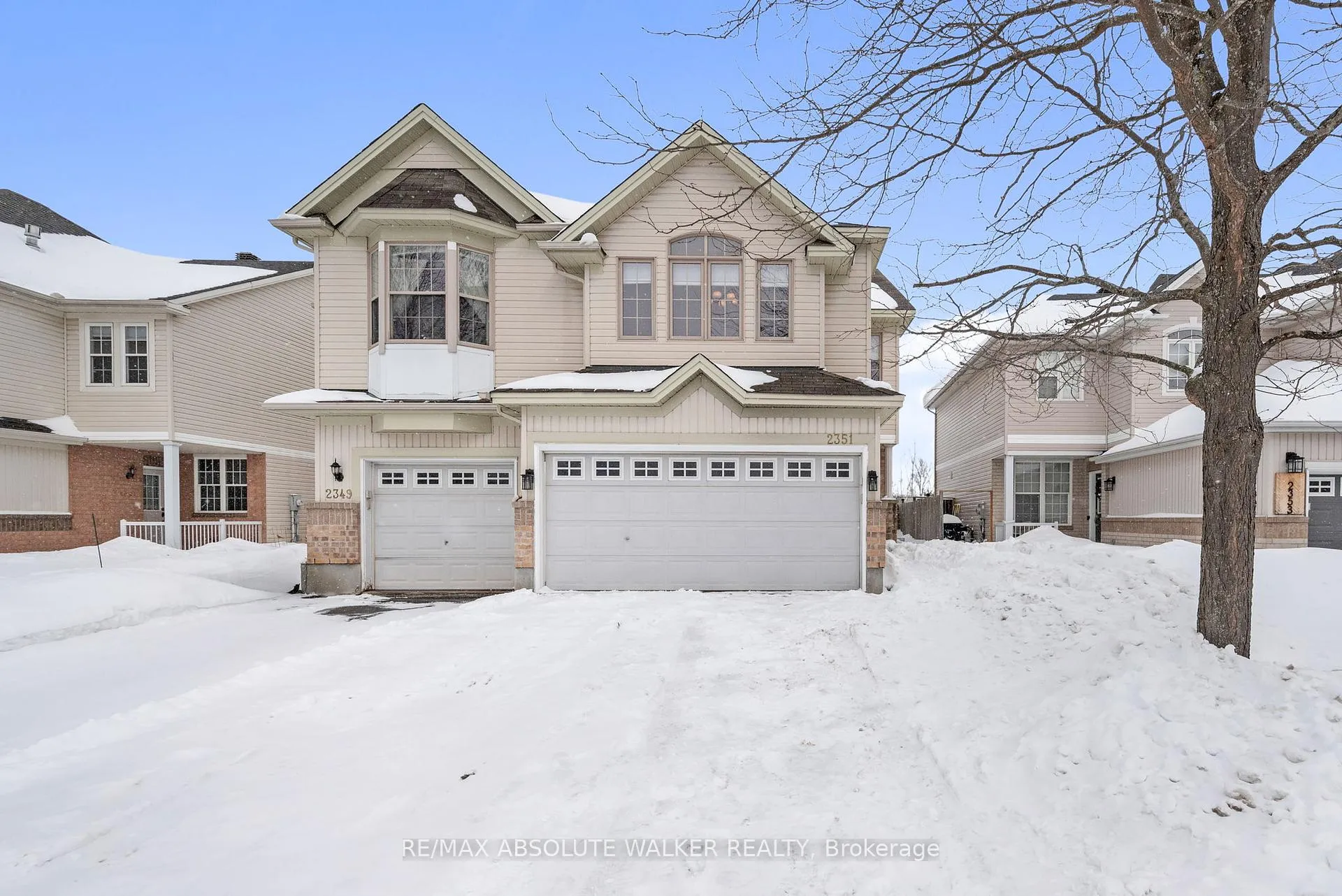 Front of 2351 Glandriel Crescent