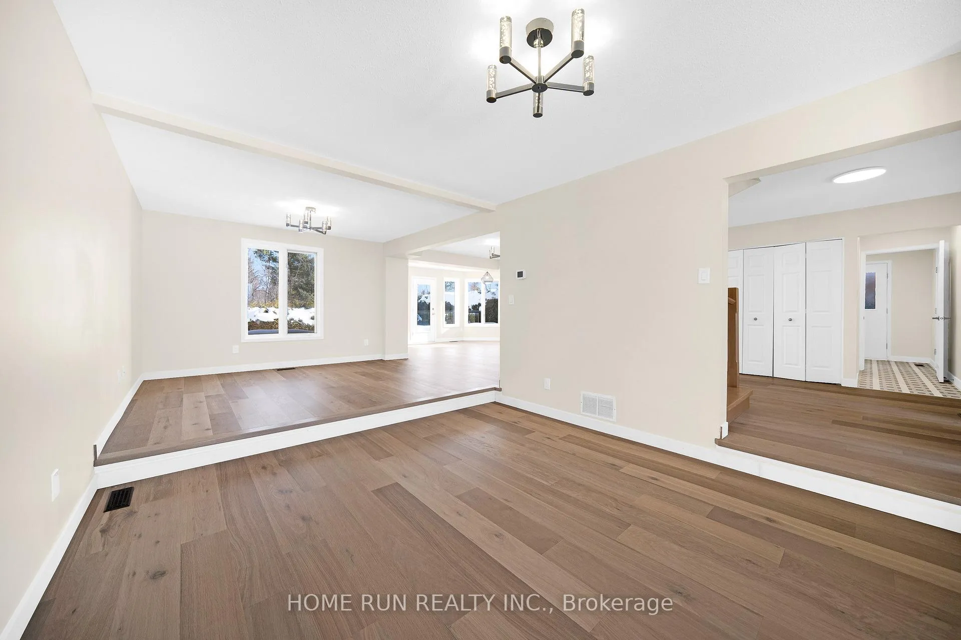 Photo 10 of 224 Walden Drive, Ottawa, Kanata - Beaverbrook — HOMEH