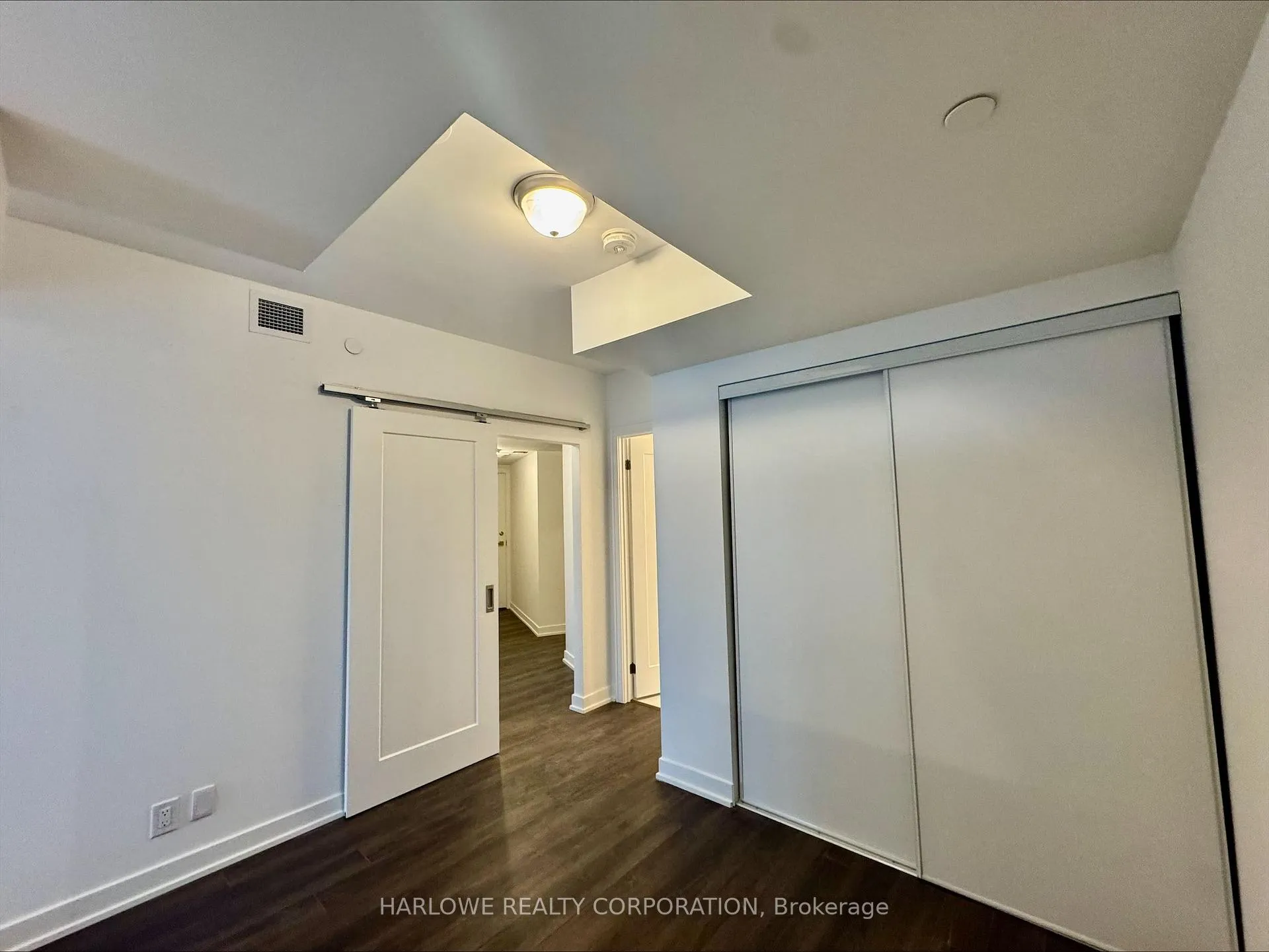Photo 8 of Unit 709, 2 Manderley Drive, Scarborough, Birchcliffe-Cliffside — HOMEH