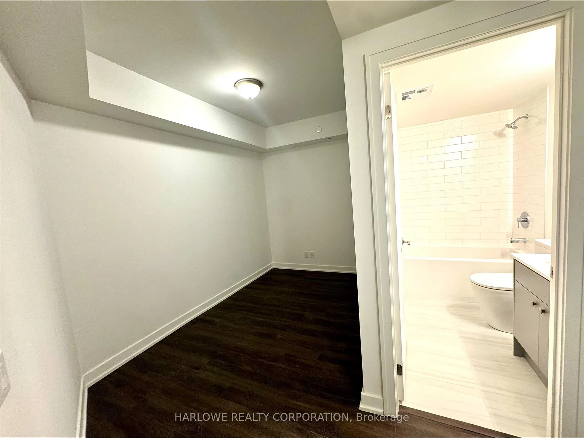 Photo 10 of Unit 709, 2 Manderley Drive, Scarborough, Birchcliffe-Cliffside — HOMEH