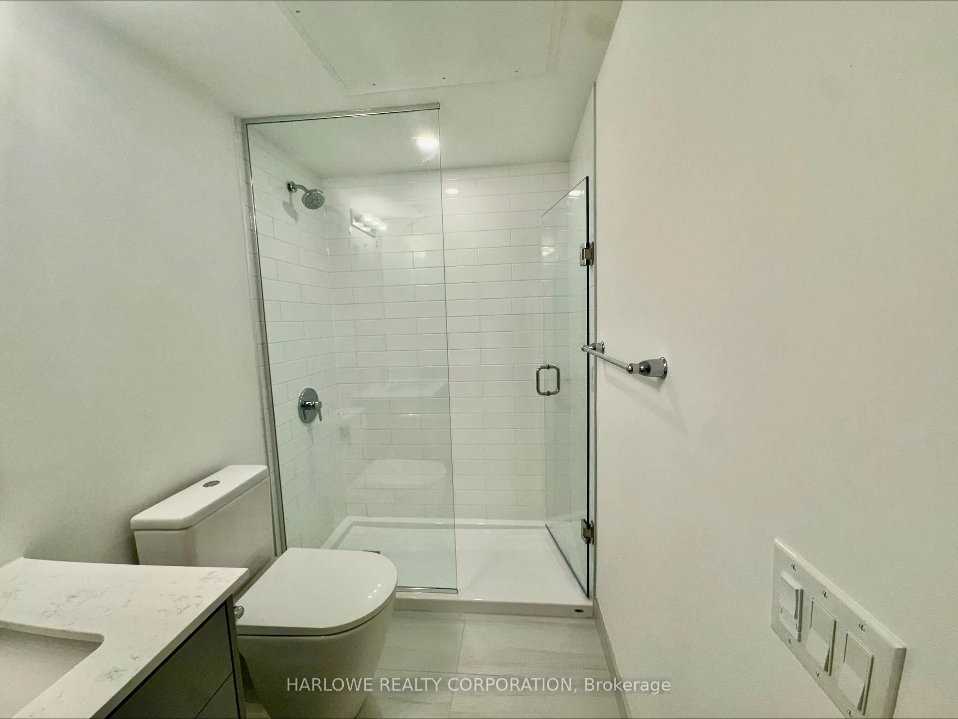 Photo 12 of Unit 709, 2 Manderley Drive, Scarborough, Birchcliffe-Cliffside — HOMEH