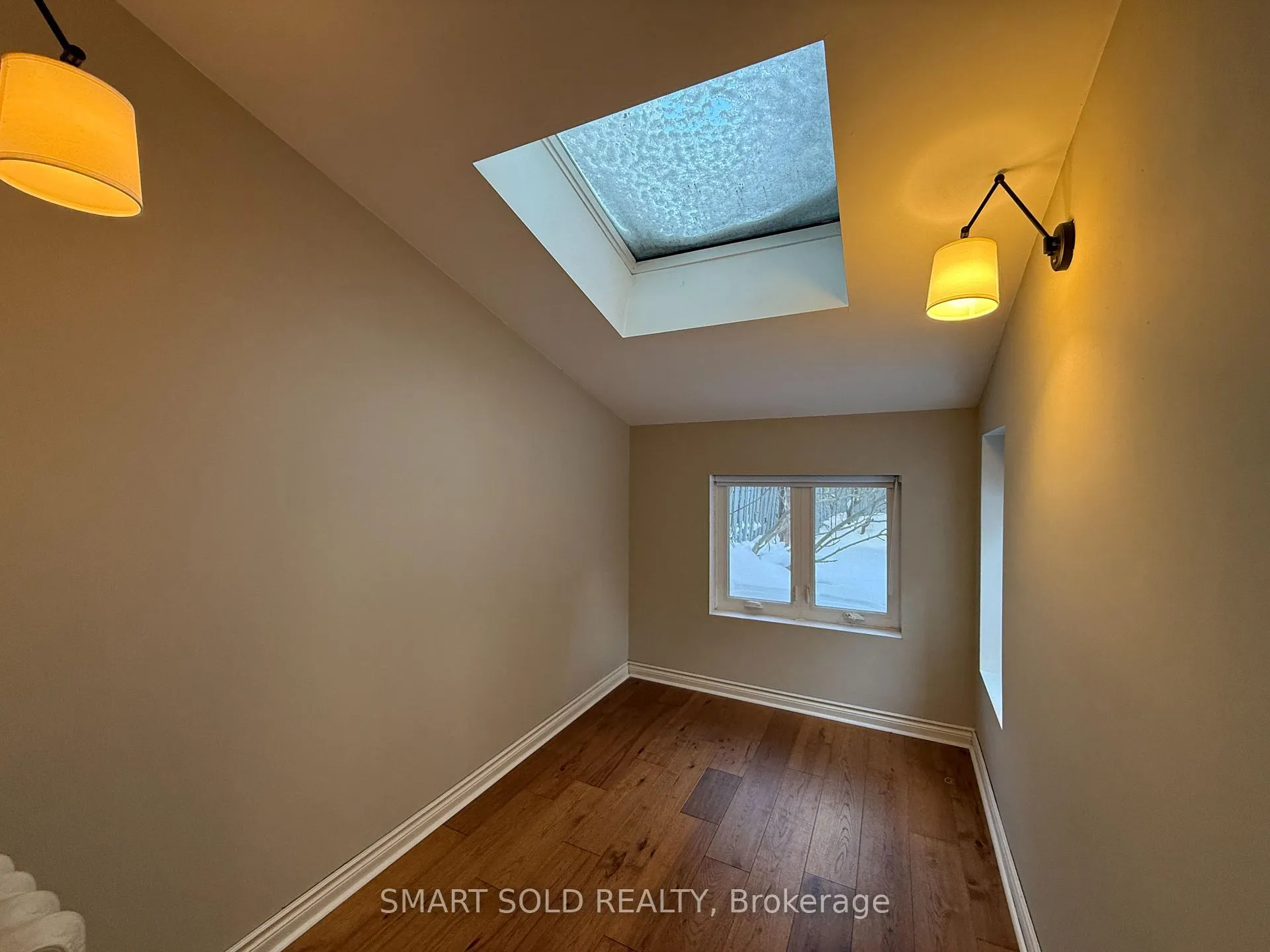 Photo 7 of 555 Markham Street, Toronto, Palmerston-Little Italy — HOMEH