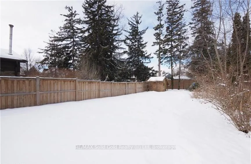 Photo 35 of 44 Garden Avenue, Kitchener — HOMEH
