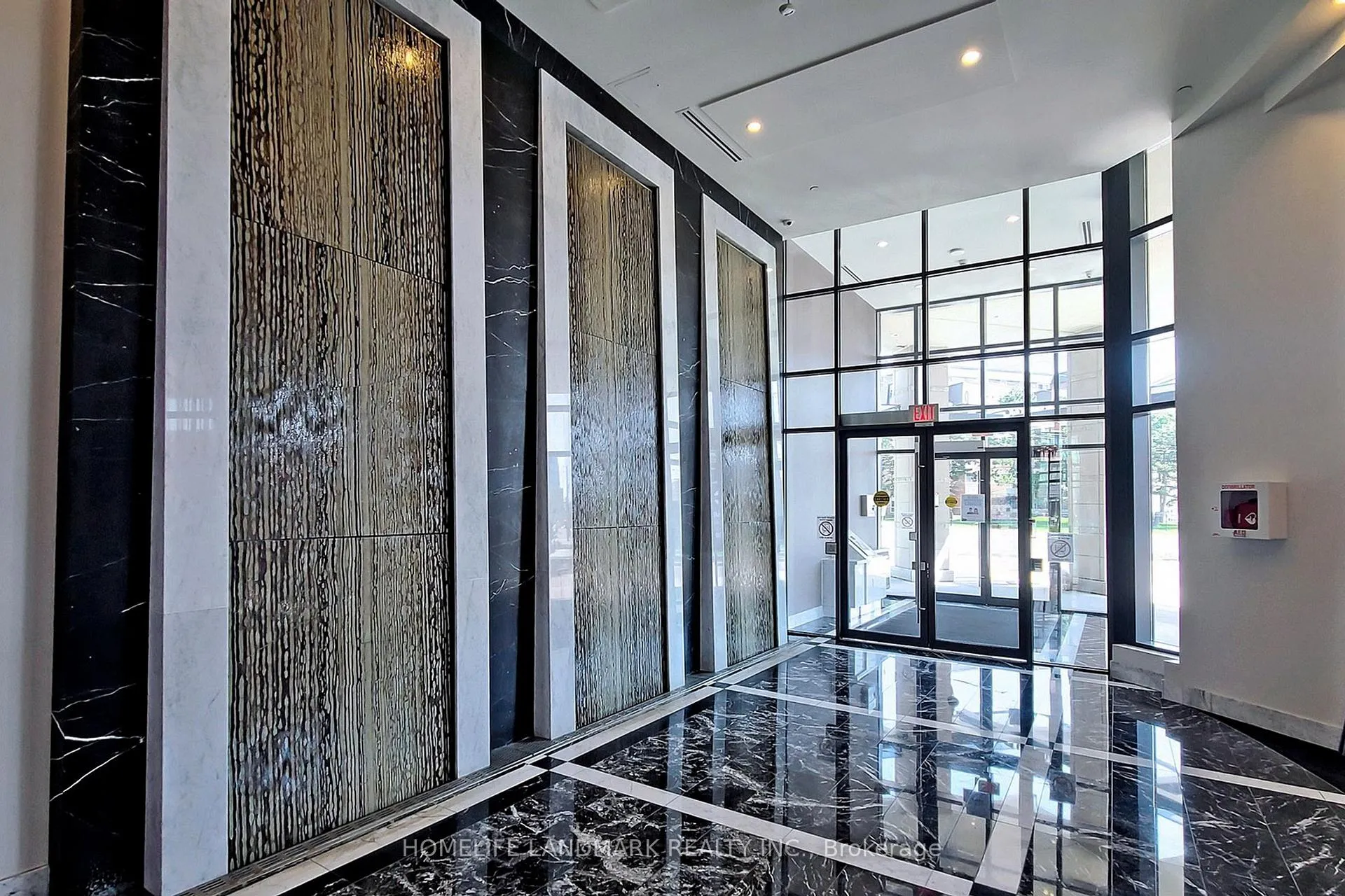 Photo 7 of Unit 513, 7608 Yonge Street, Vaughan, Crestwood-Springfarm-Yorkhill — HOMEH