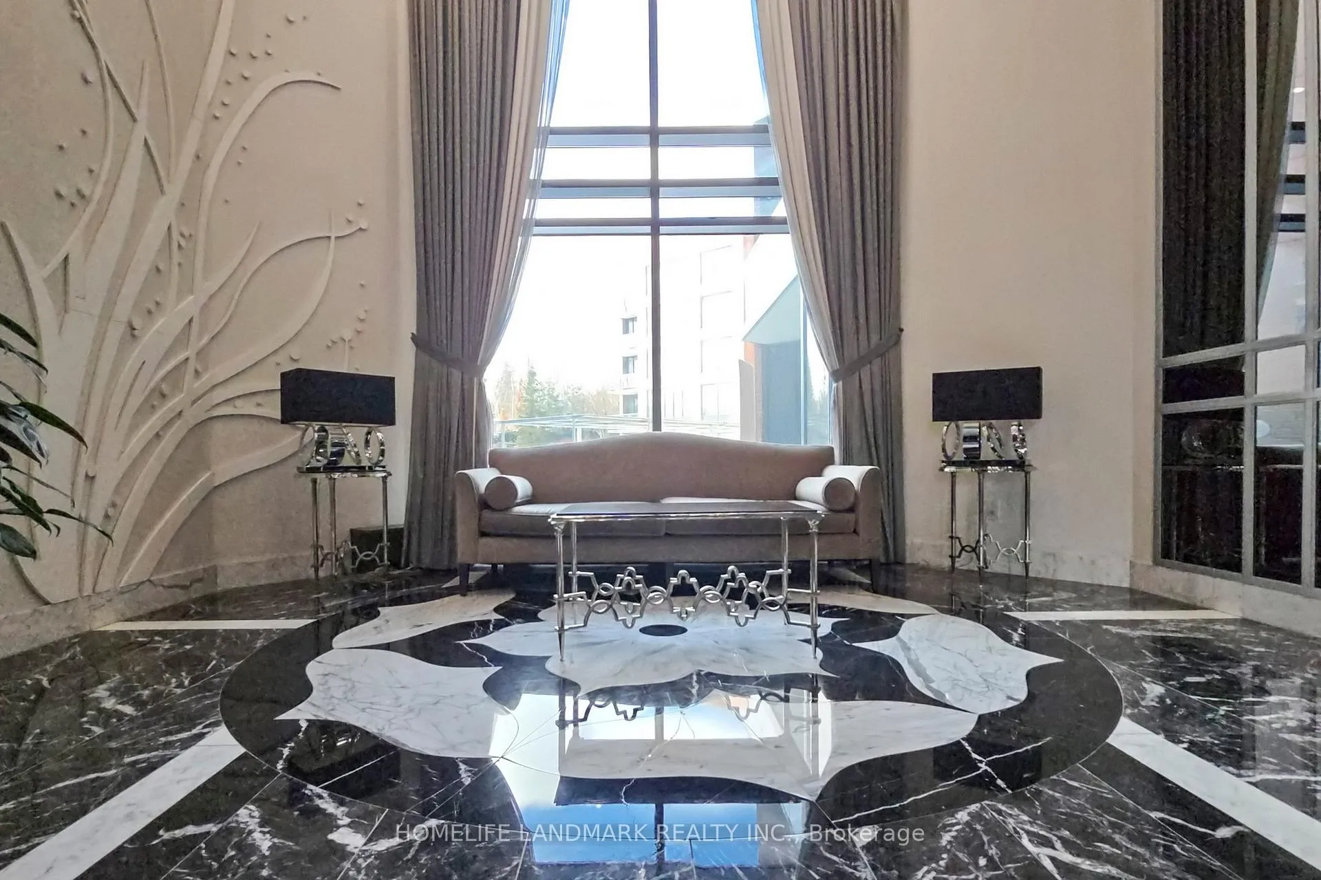 Photo 9 of Unit 513, 7608 Yonge Street, Vaughan, Crestwood-Springfarm-Yorkhill — HOMEH