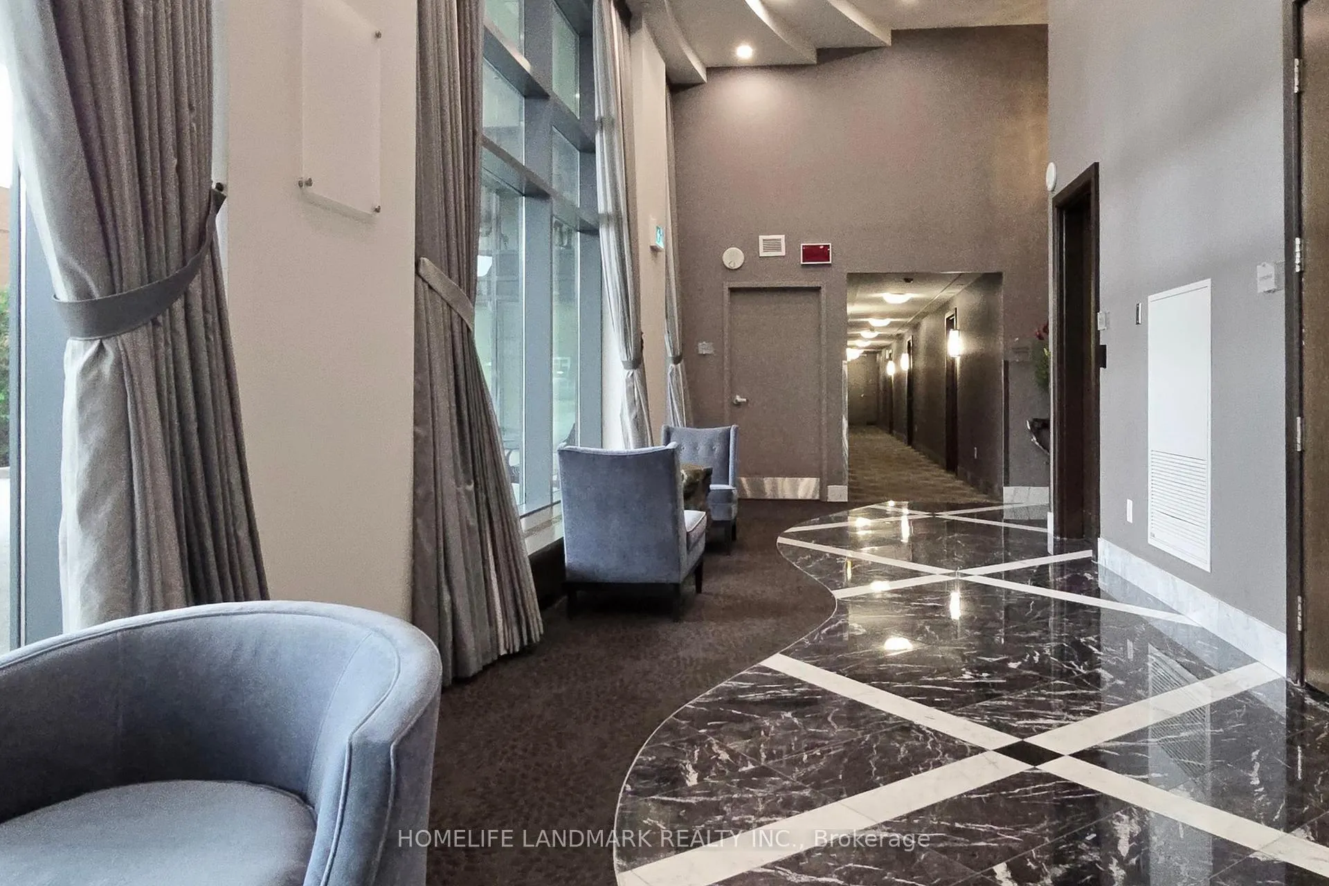 Photo 10 of Unit 513, 7608 Yonge Street, Vaughan, Crestwood-Springfarm-Yorkhill — HOMEH