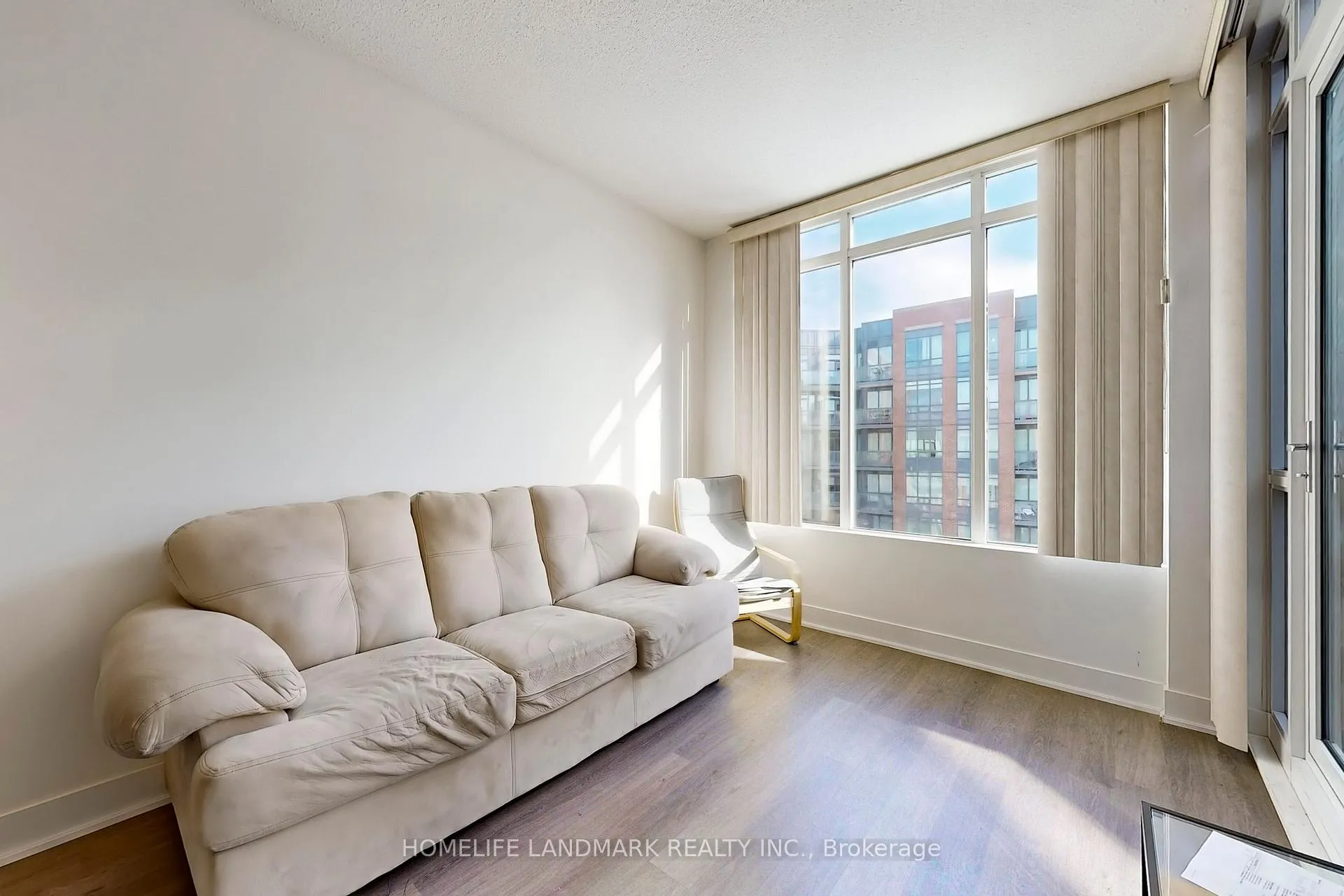 Photo 11 of Unit 513, 7608 Yonge Street, Vaughan, Crestwood-Springfarm-Yorkhill — HOMEH