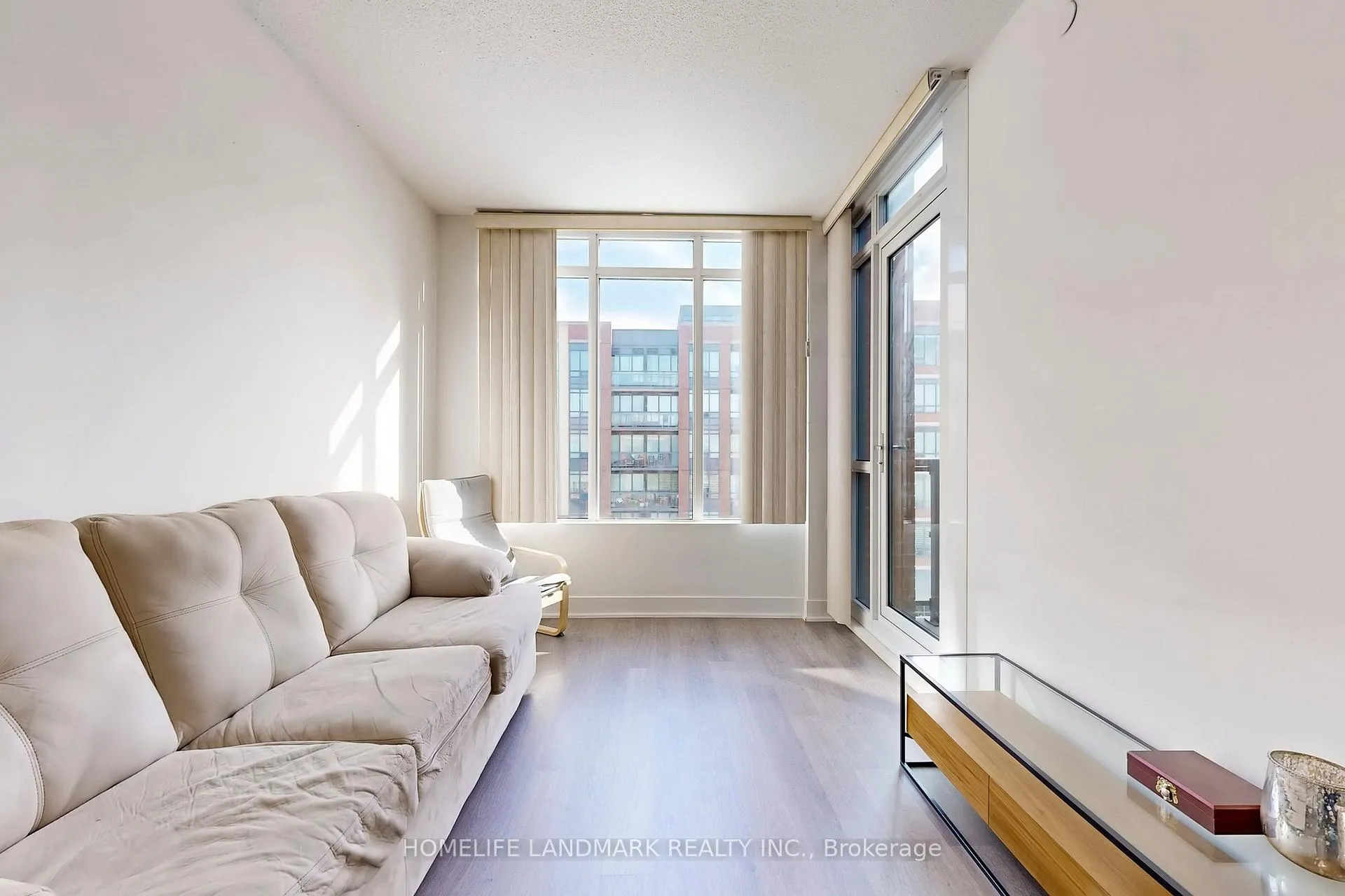 Photo 12 of Unit 513, 7608 Yonge Street, Vaughan, Crestwood-Springfarm-Yorkhill — HOMEH