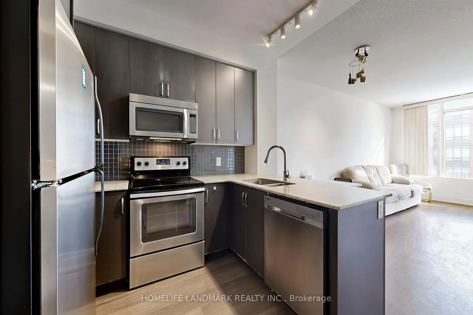 Photo 19 of Unit 513, 7608 Yonge Street, Vaughan, Crestwood-Springfarm-Yorkhill — HOMEH