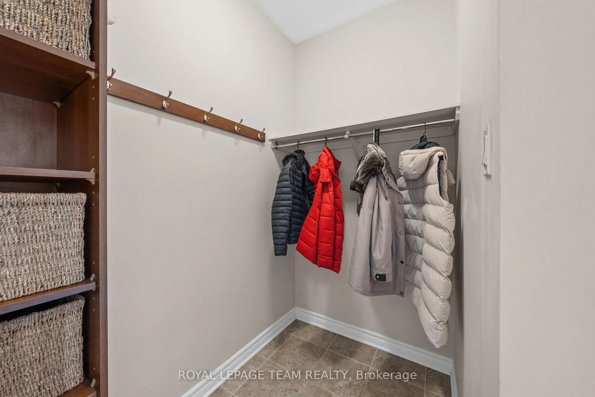 Photo 7 of 257 Denali Way, Ottawa, Stittsville (North) — HOMEH