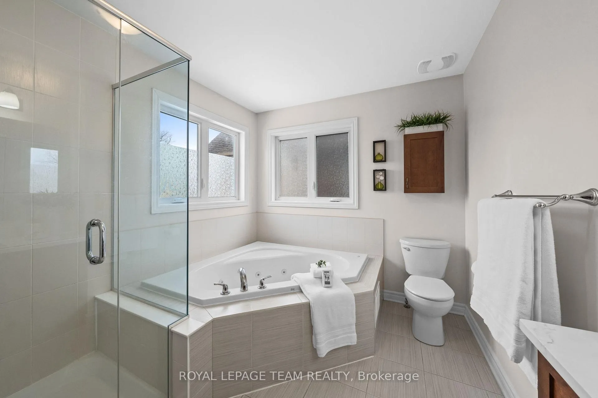 Photo 31 of 257 Denali Way, Ottawa, Stittsville (North) — HOMEH