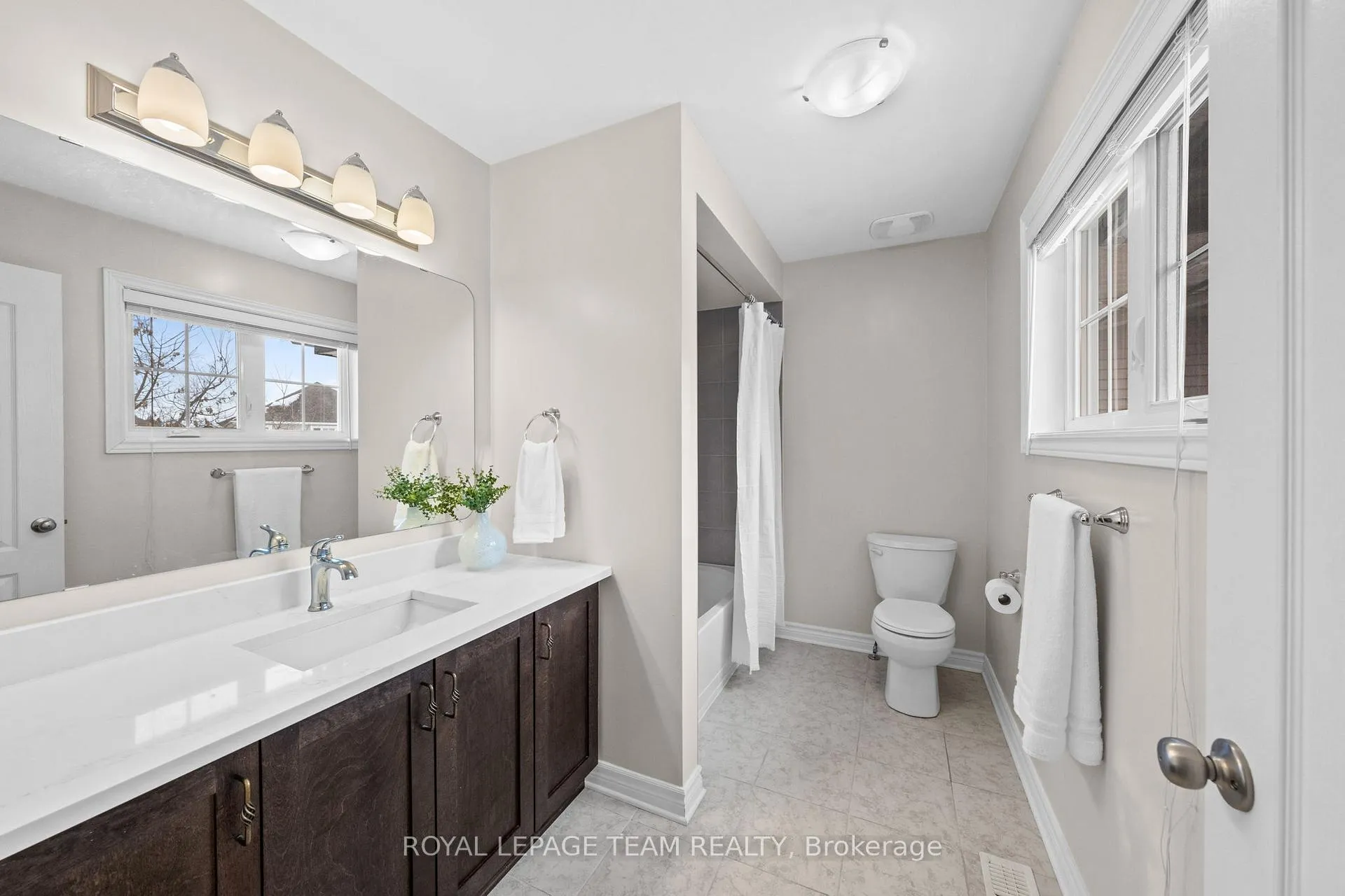 Photo 36 of 257 Denali Way, Ottawa, Stittsville (North) — HOMEH