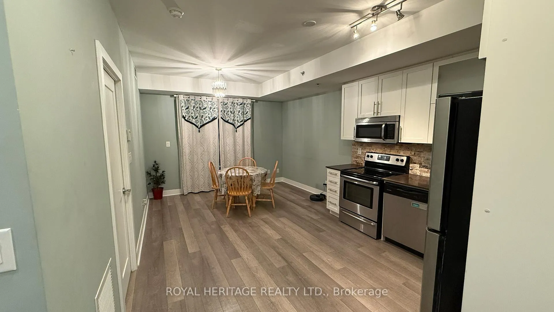 Photo 3 of Unit 102, 28 Prince Regent Street E, Markham, Cathedraltown — HOMEH