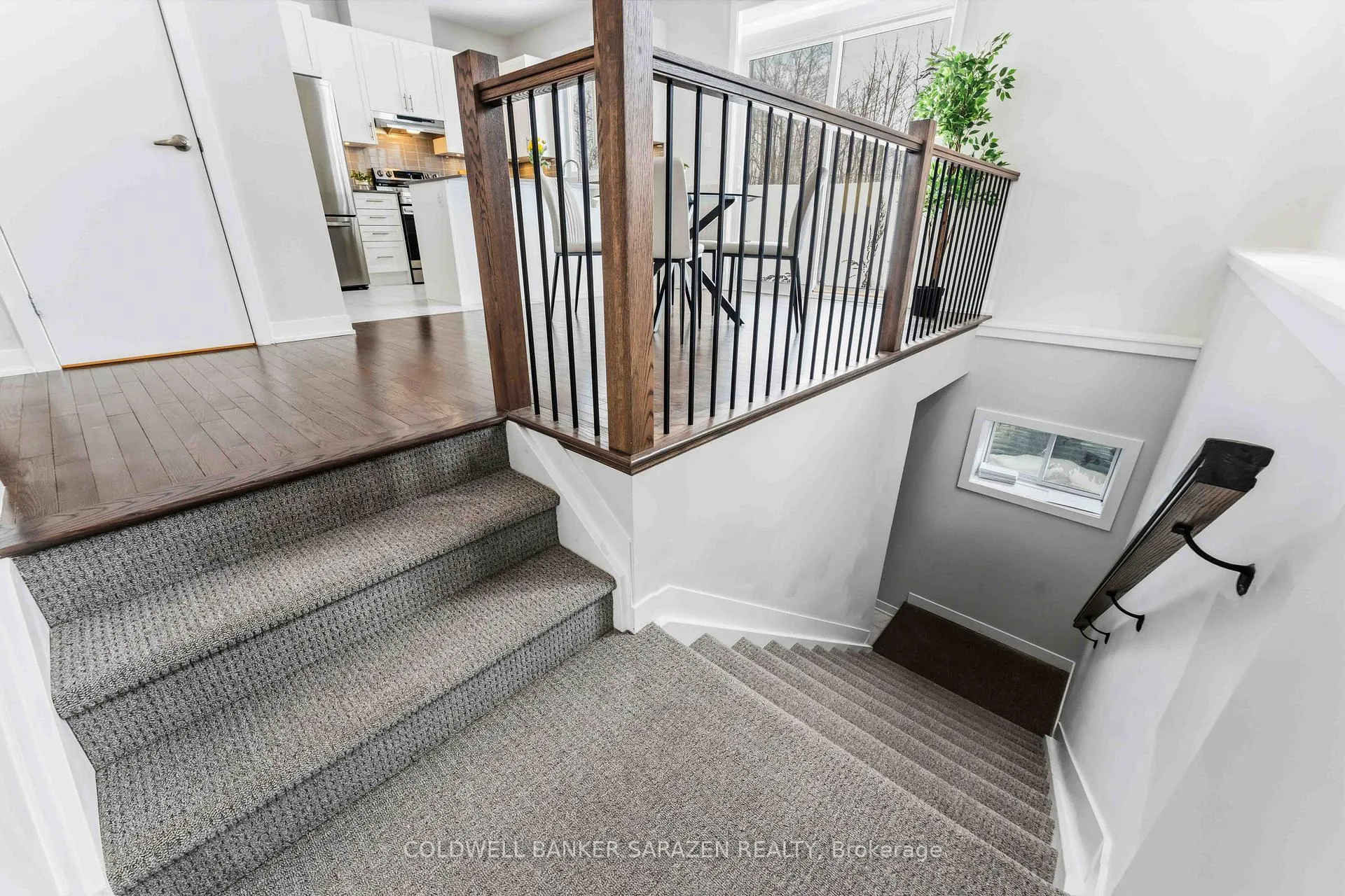 Photo 13 of 412 Appalachian Circle, Ottawa, Barrhaven - Half Moon Bay — HOMEH