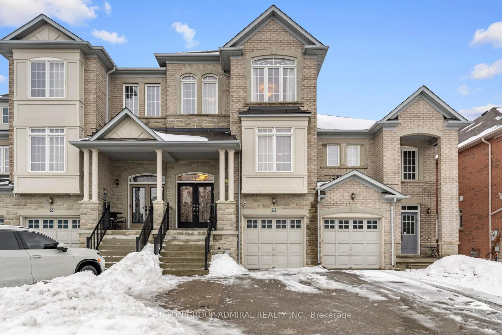Front of 5 Millhouse Court