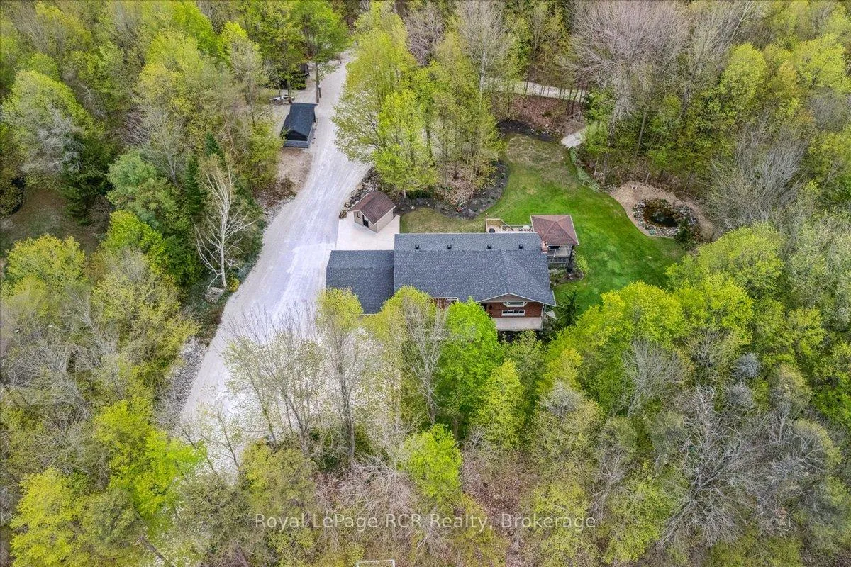 Front of 103488 Grey 18 Road