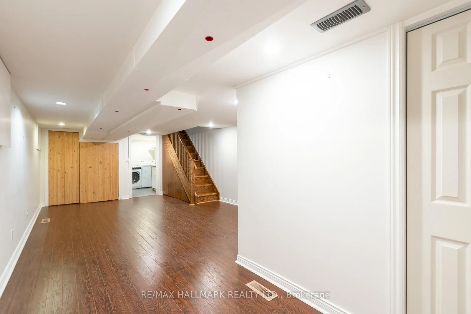 Photo 25 of 70 Lawlor Avenue, Toronto, The Beaches — HOMEH