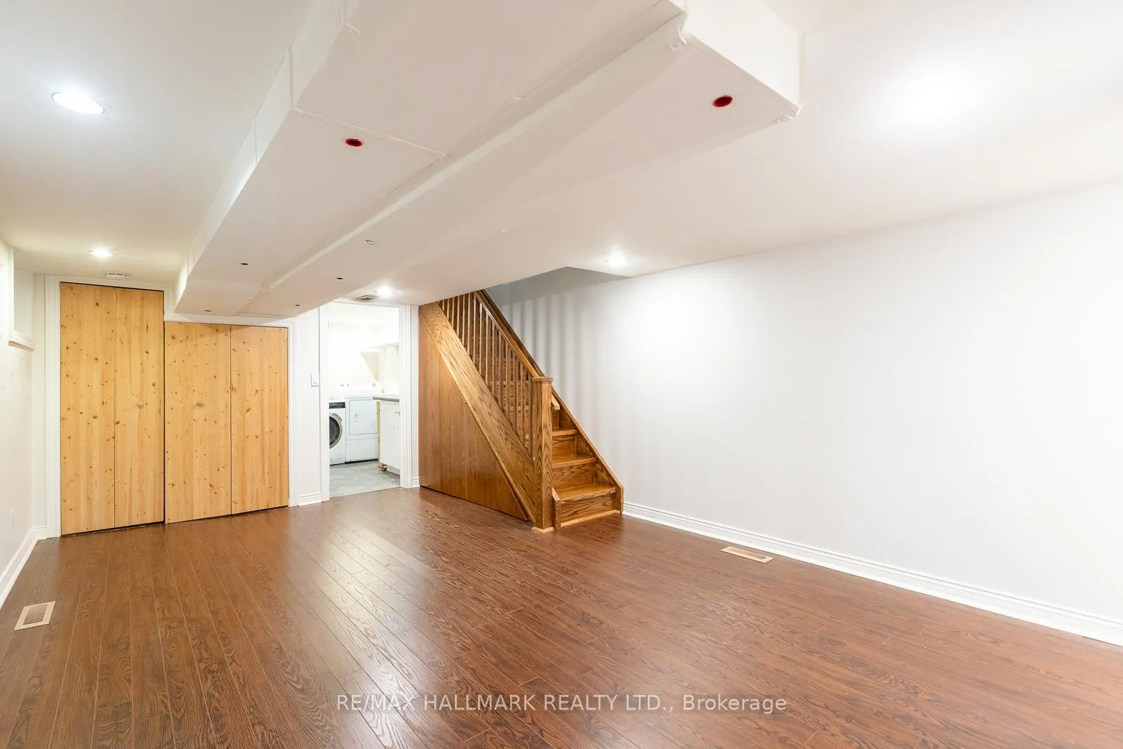 Photo 26 of 70 Lawlor Avenue, Toronto, The Beaches — HOMEH