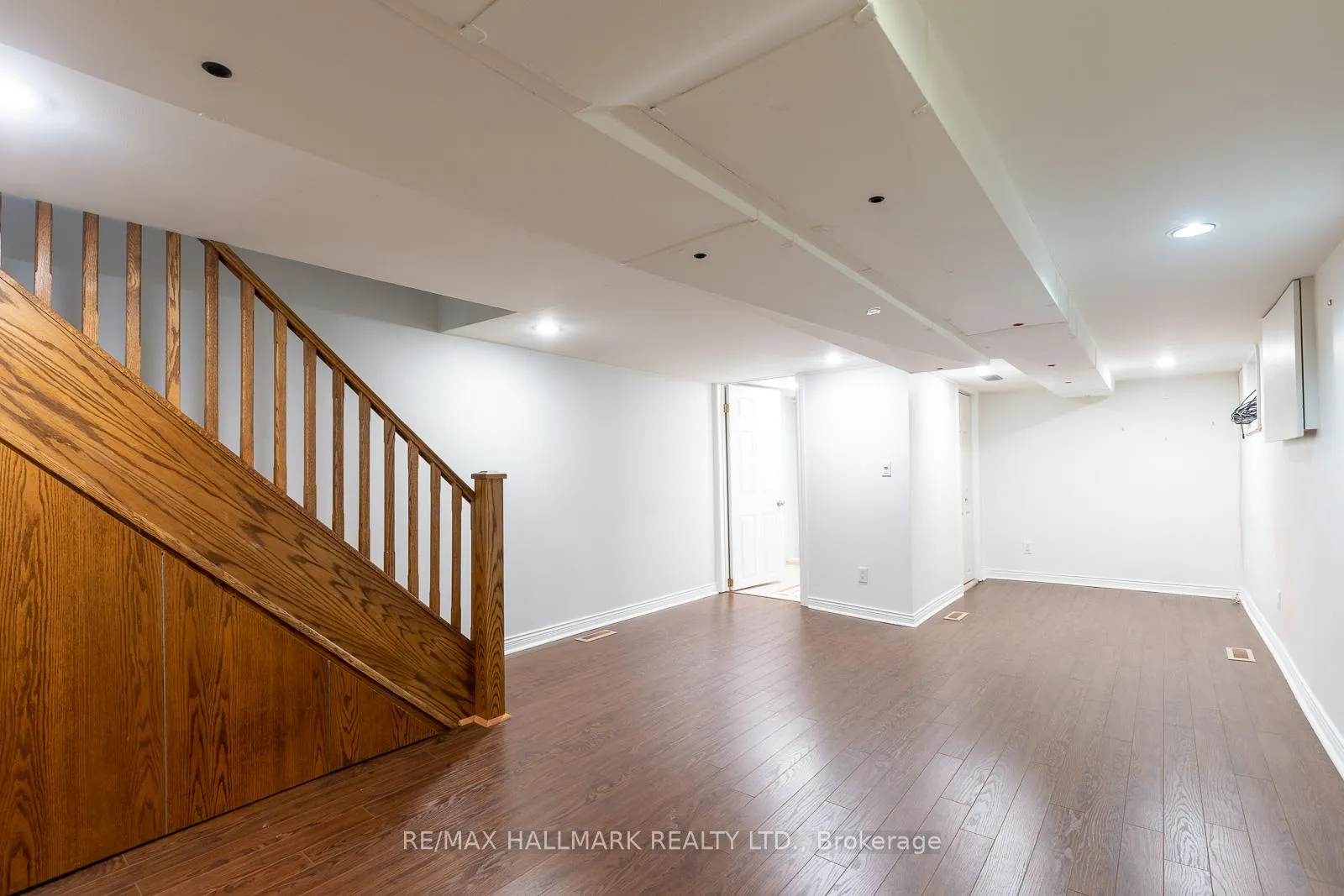 Photo 27 of 70 Lawlor Avenue, Toronto, The Beaches — HOMEH