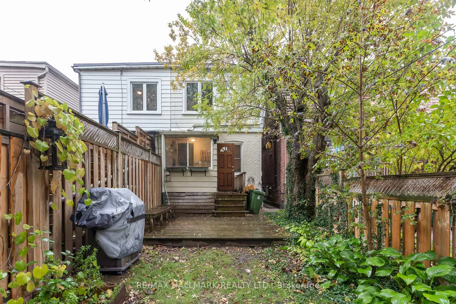 Photo 32 of 70 Lawlor Avenue, Toronto, The Beaches — HOMEH